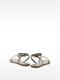 Sandalias Planas Con Detalles Metálicos