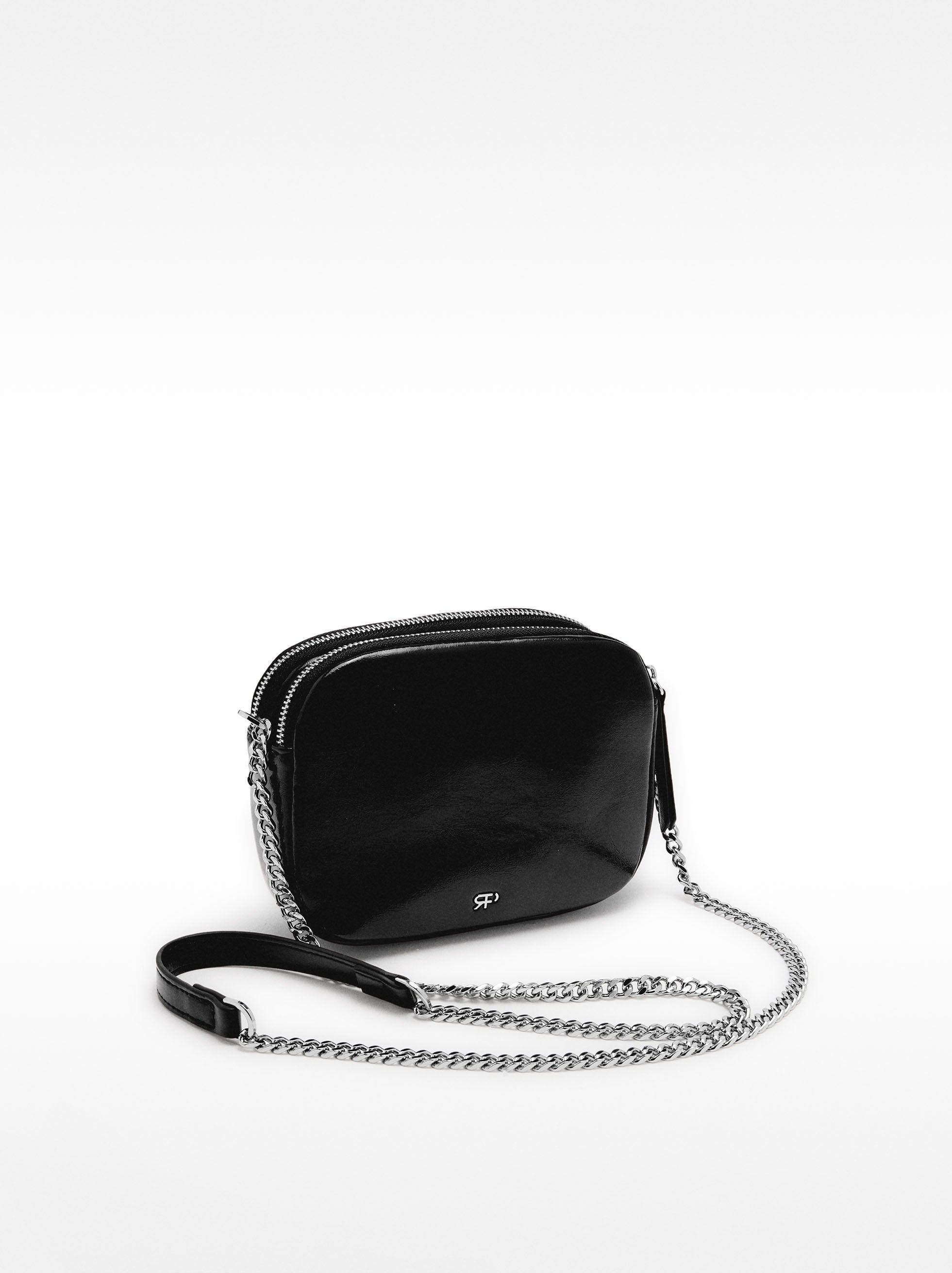 Bolso Bandolera Con Detalles Metálicos