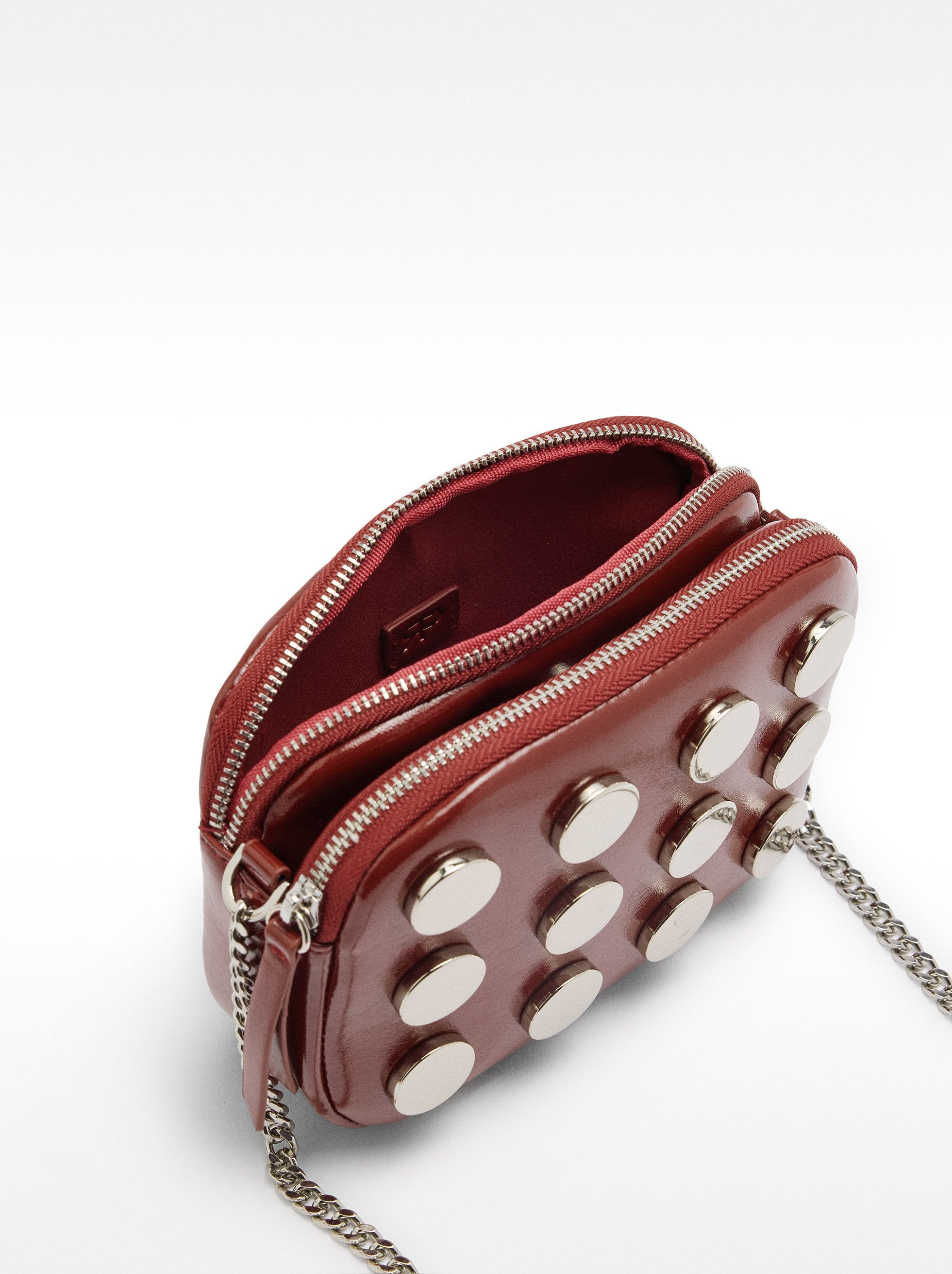 Bolso Bandolera Con Detalles Metálicos