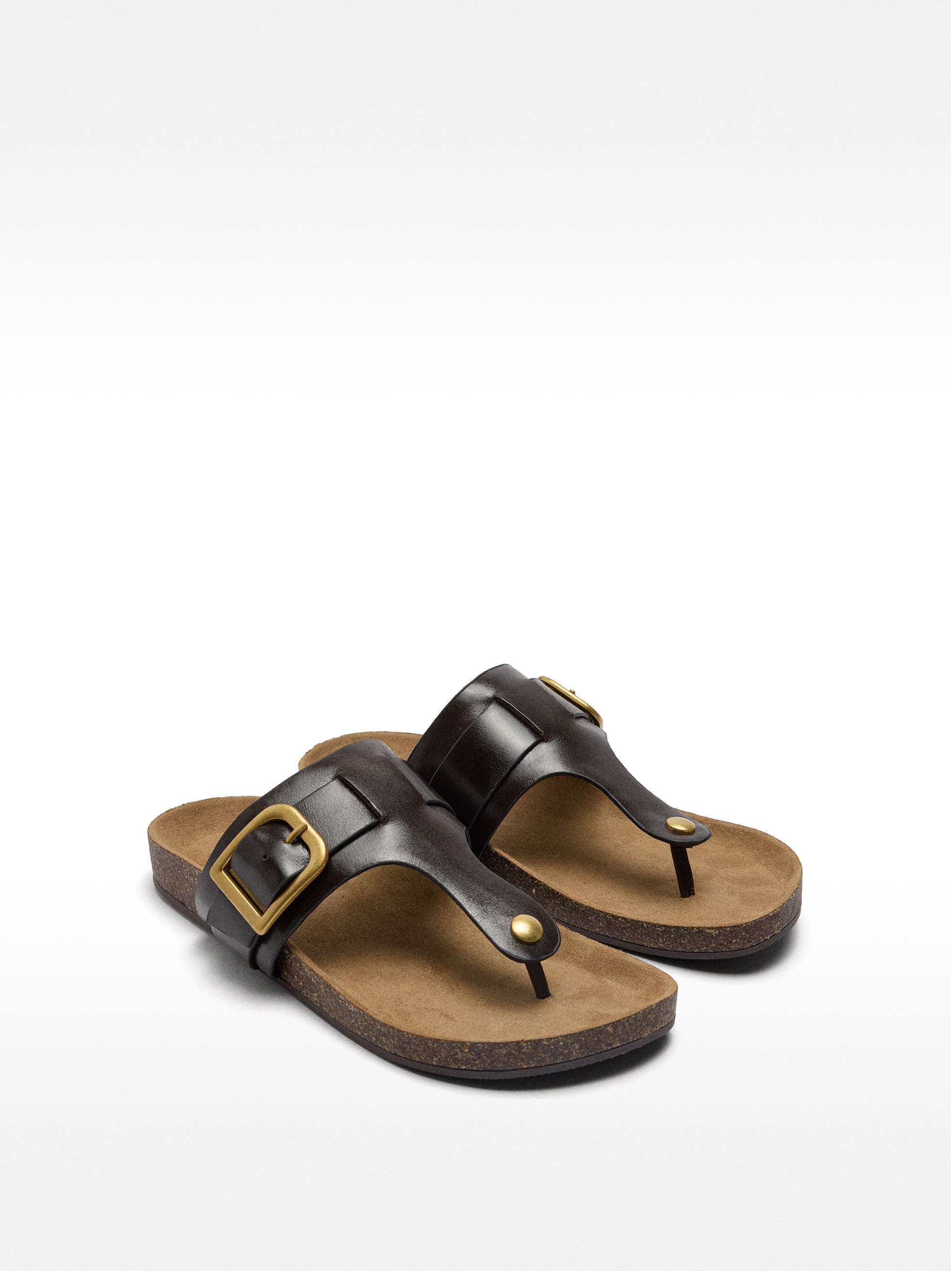 Sandalias Rasas De Piel Con Hebilla