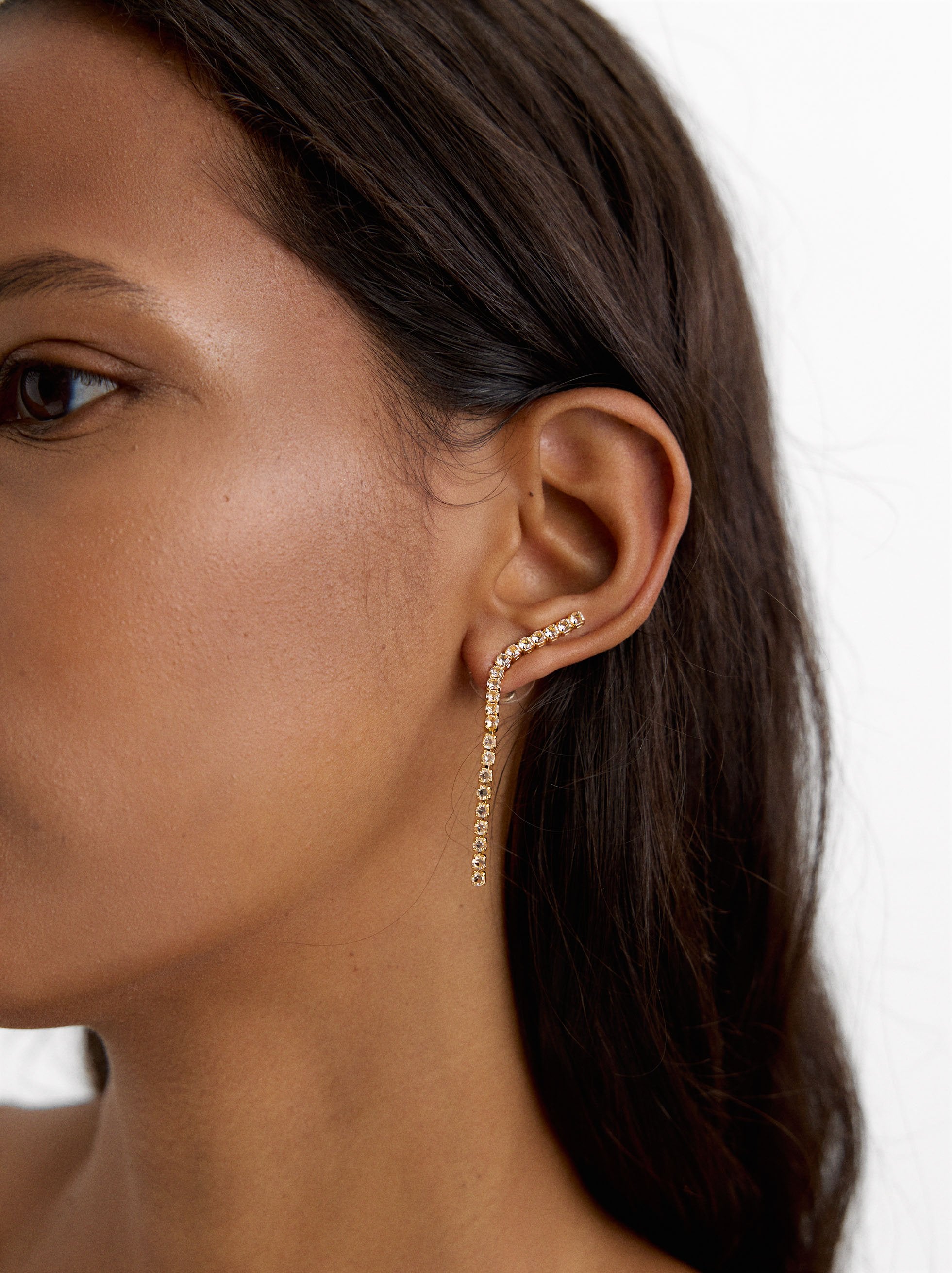 Pendientes Con Barra Curva Y Circonitas