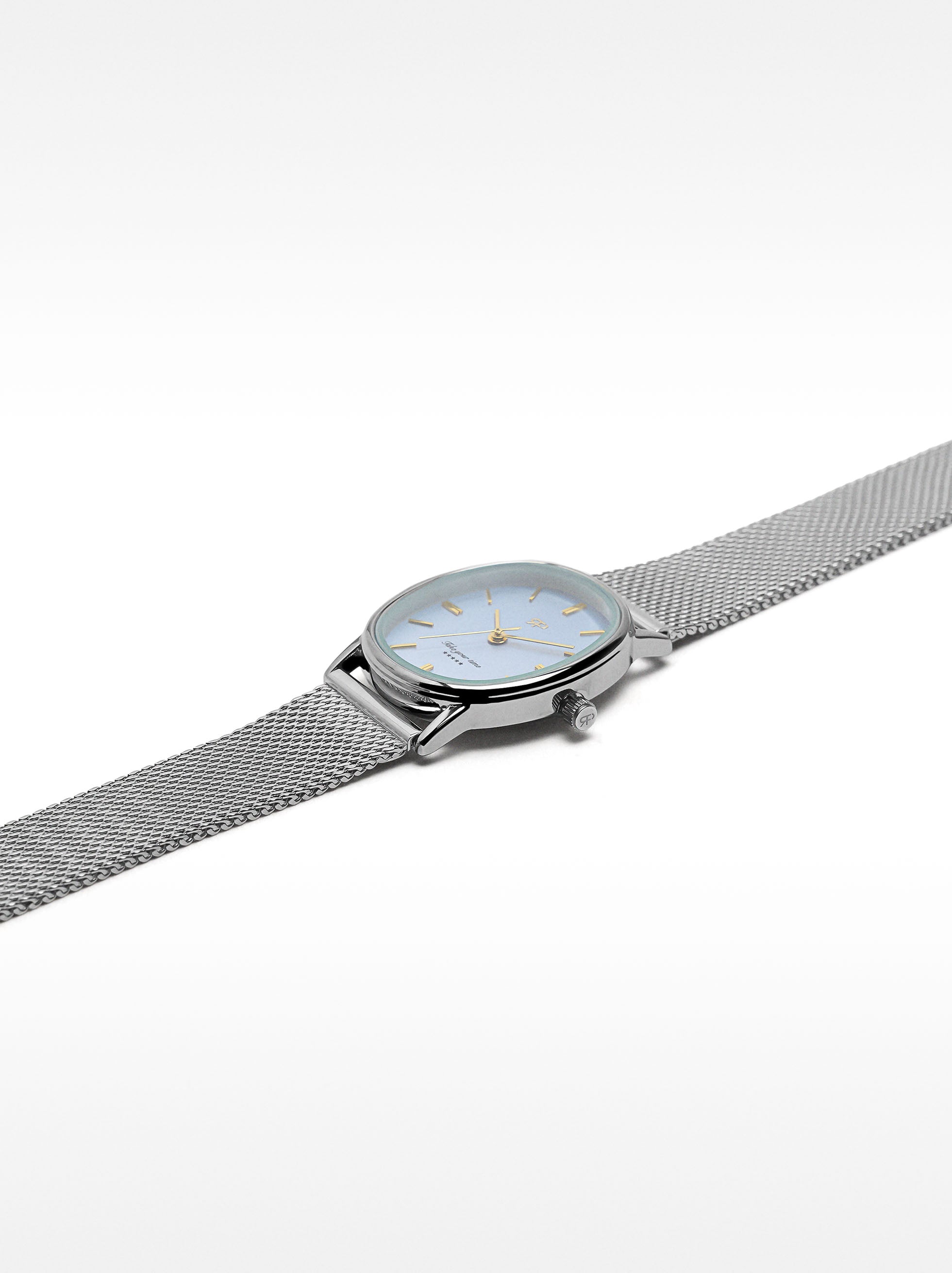 Reloj Ovalado Con Malla Metálica De Acero Inoxidable