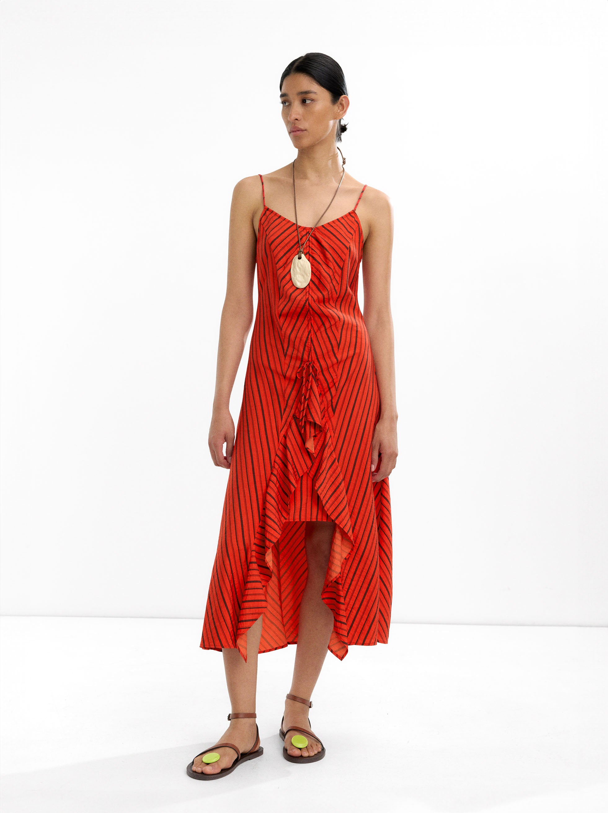 Vestido Midi A Rayas Con Tirantes