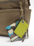 Mochila De Nylon Con Colgante