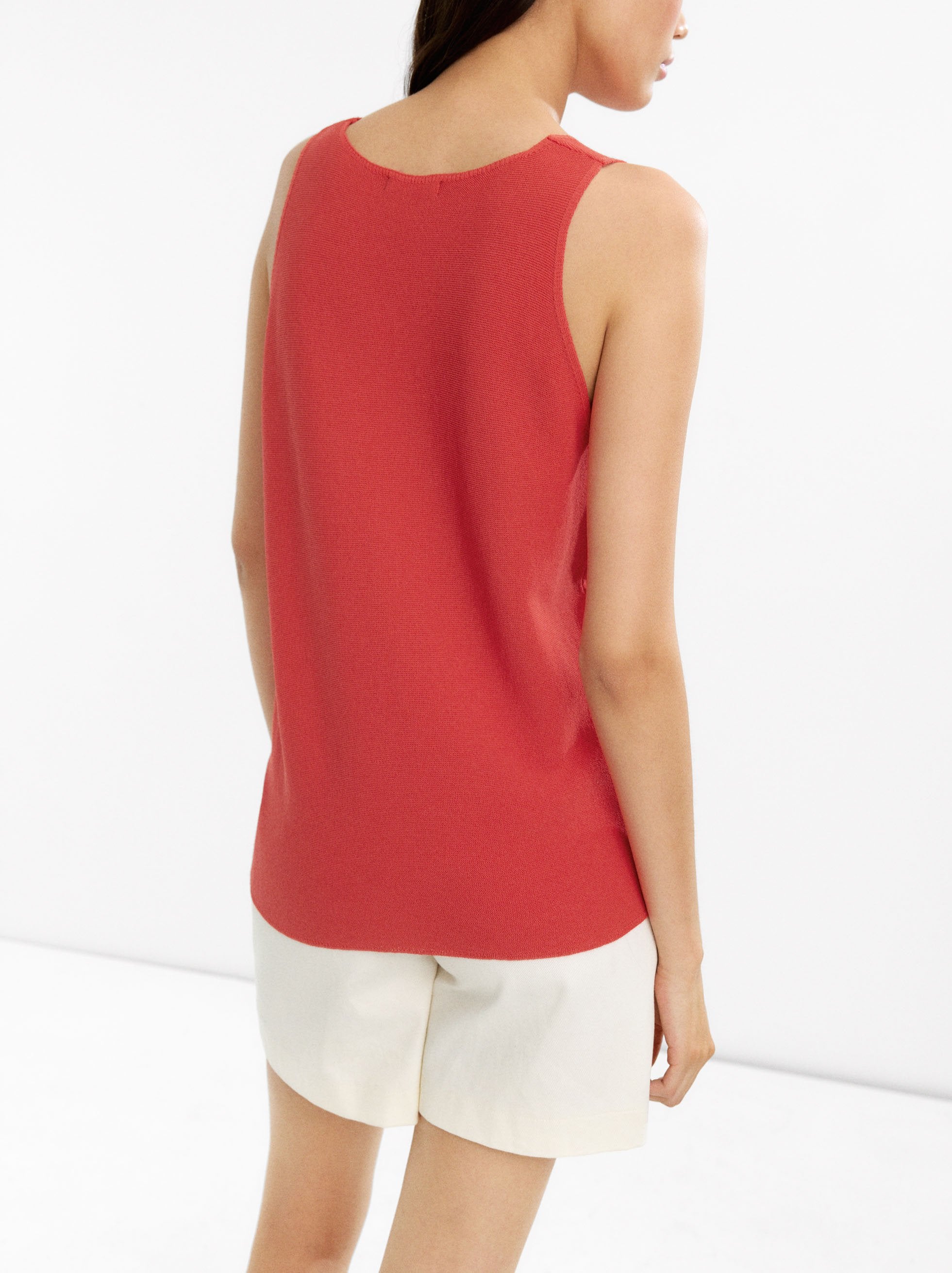 Top De Punto Con Cuello V