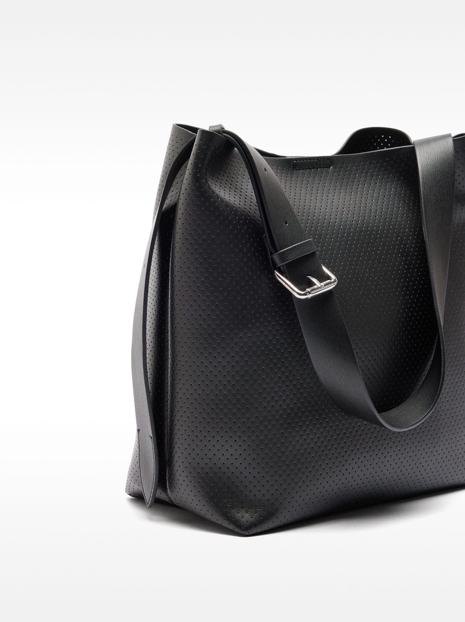 Bolso De Hombro Con Textura