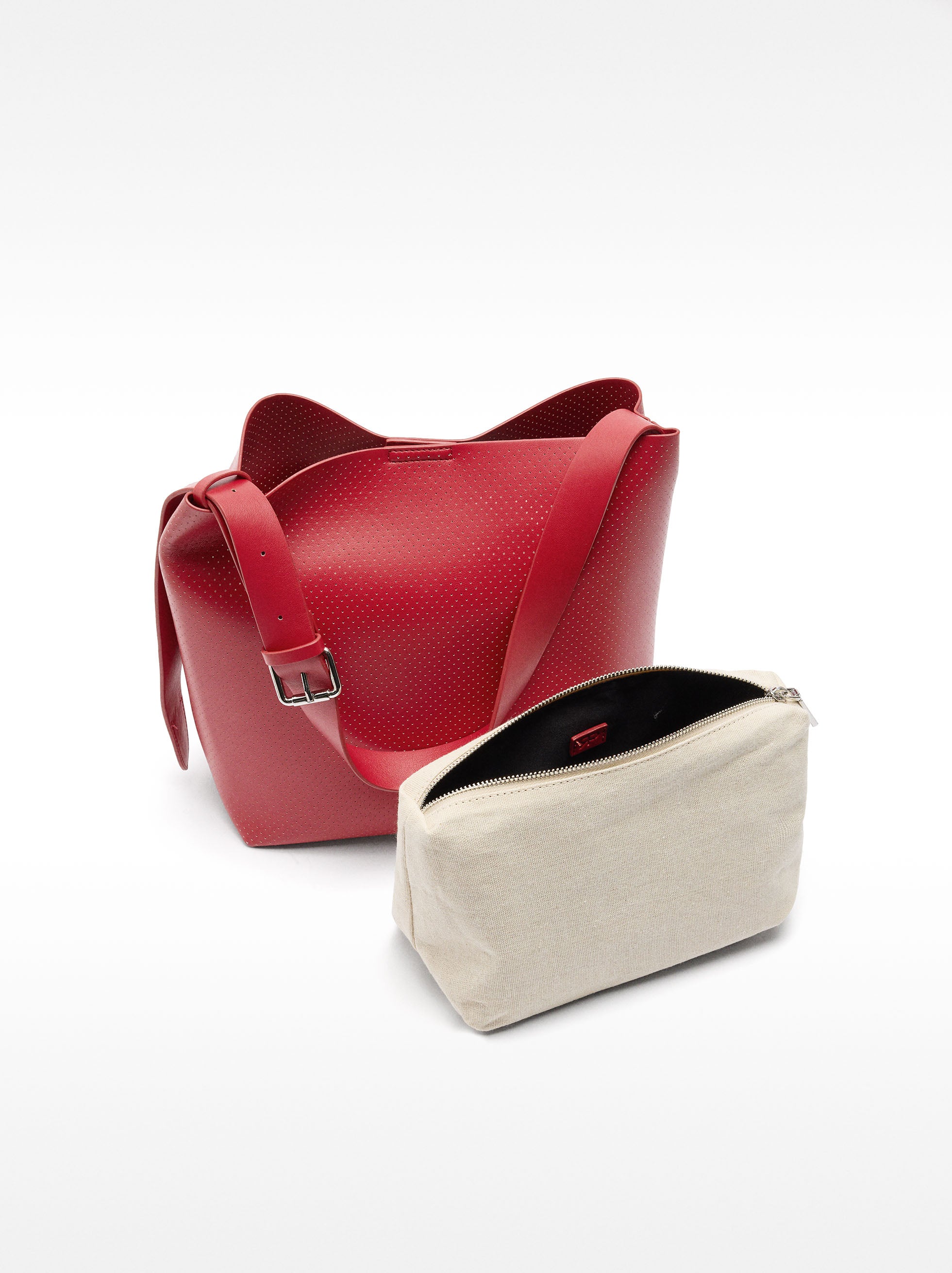 Bolso De Hombro Con Textura