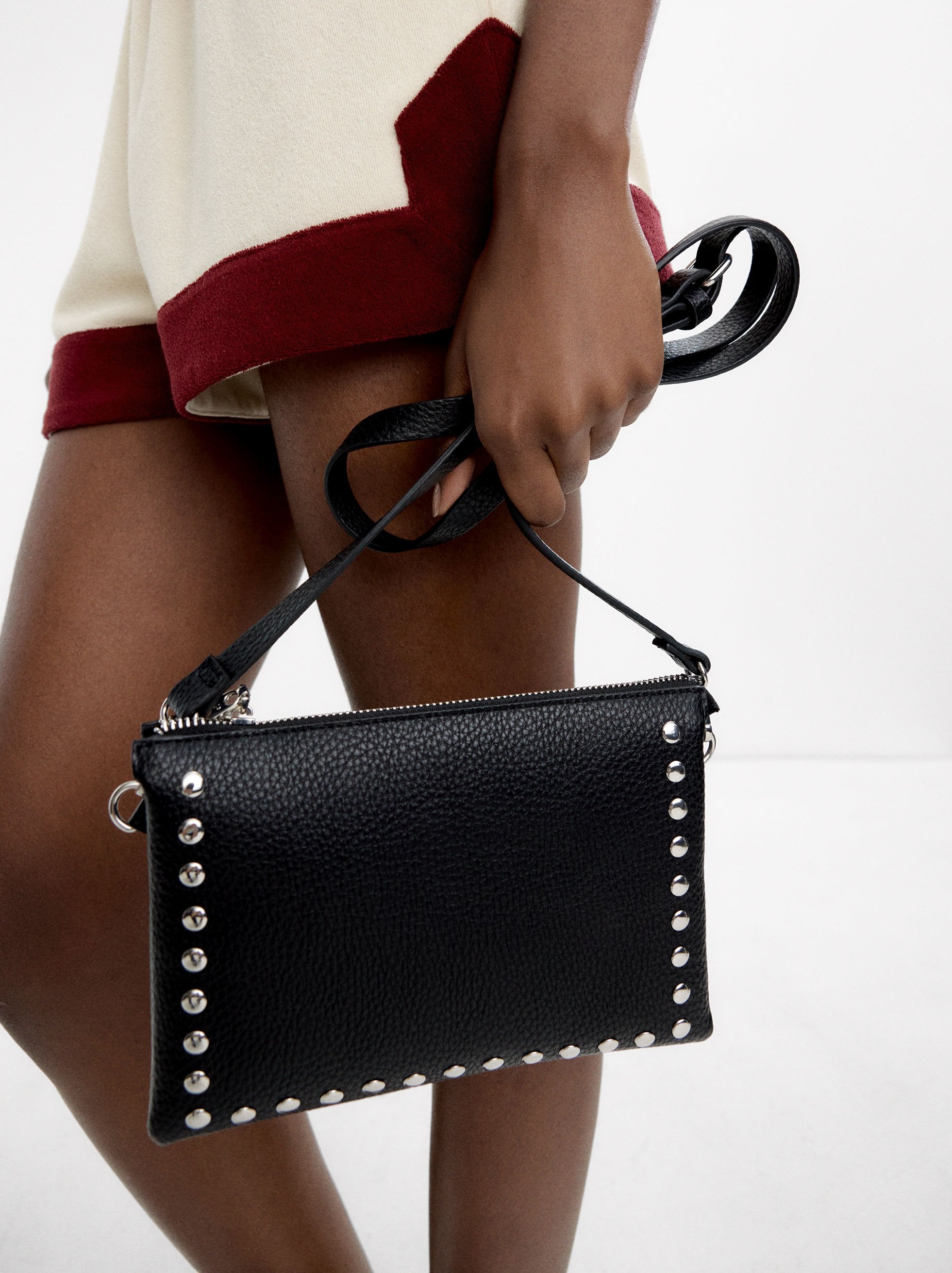 Bolso Bandolera Doble Con Tachuelas