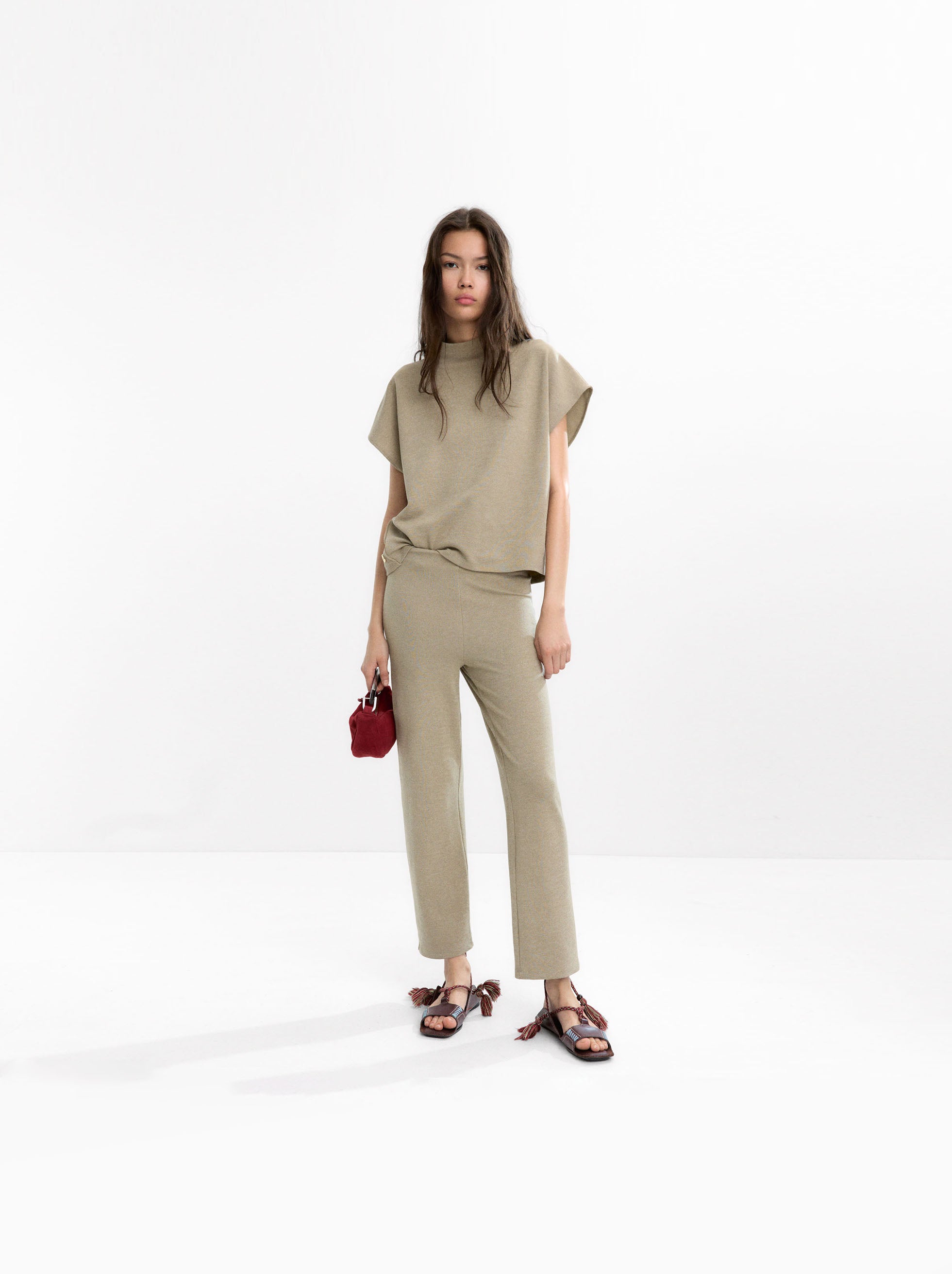Pantalón Con Cintura Elástica