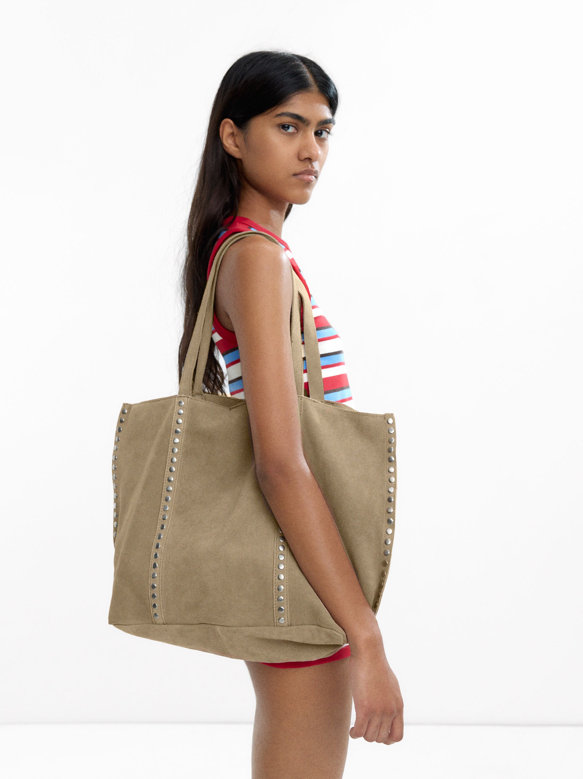 Bolso Shopper De Piel Con Tachuelas