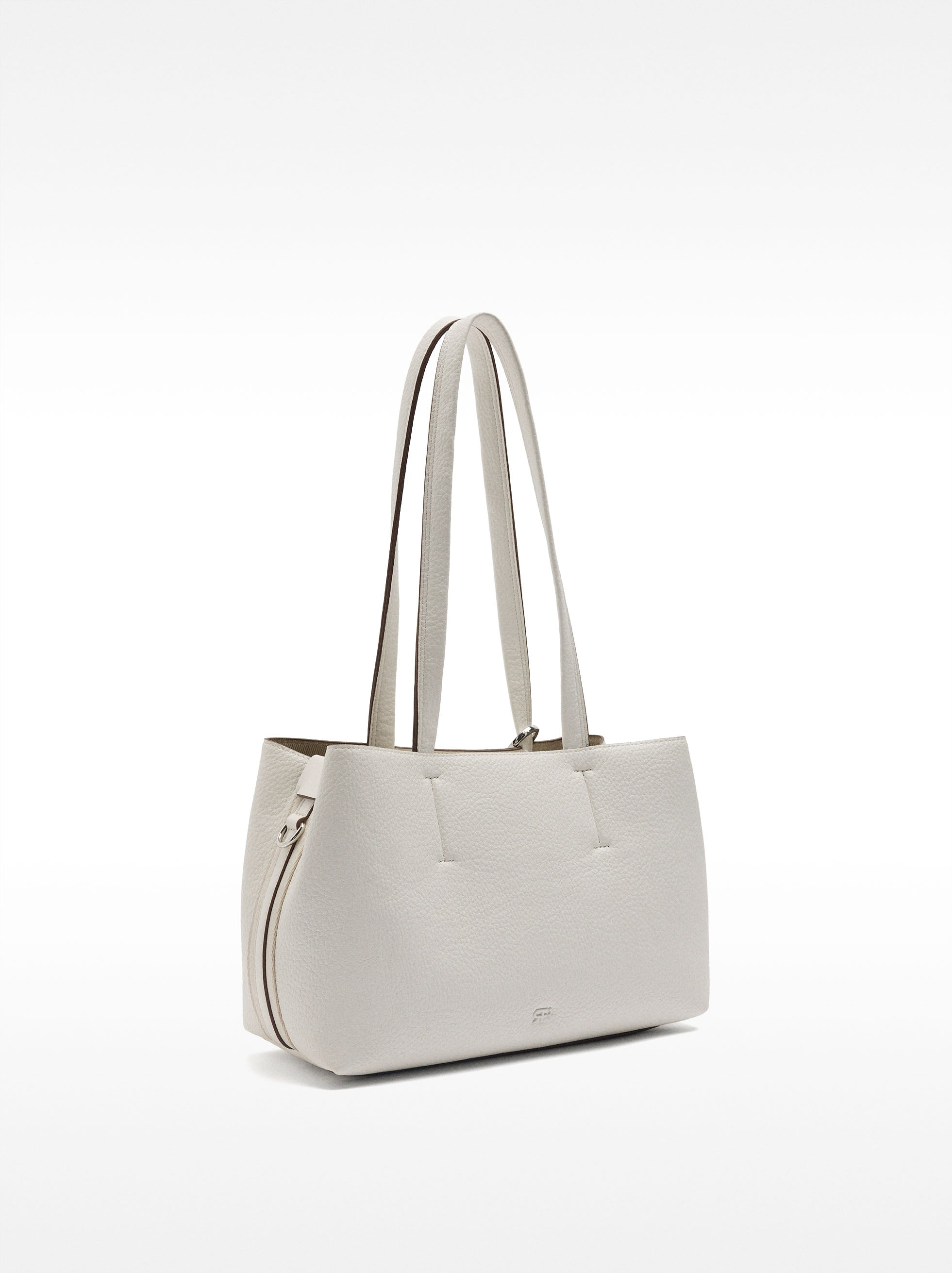 Bolso Tote Con Colgante