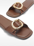 Sandalias Rasas Con Hebilla