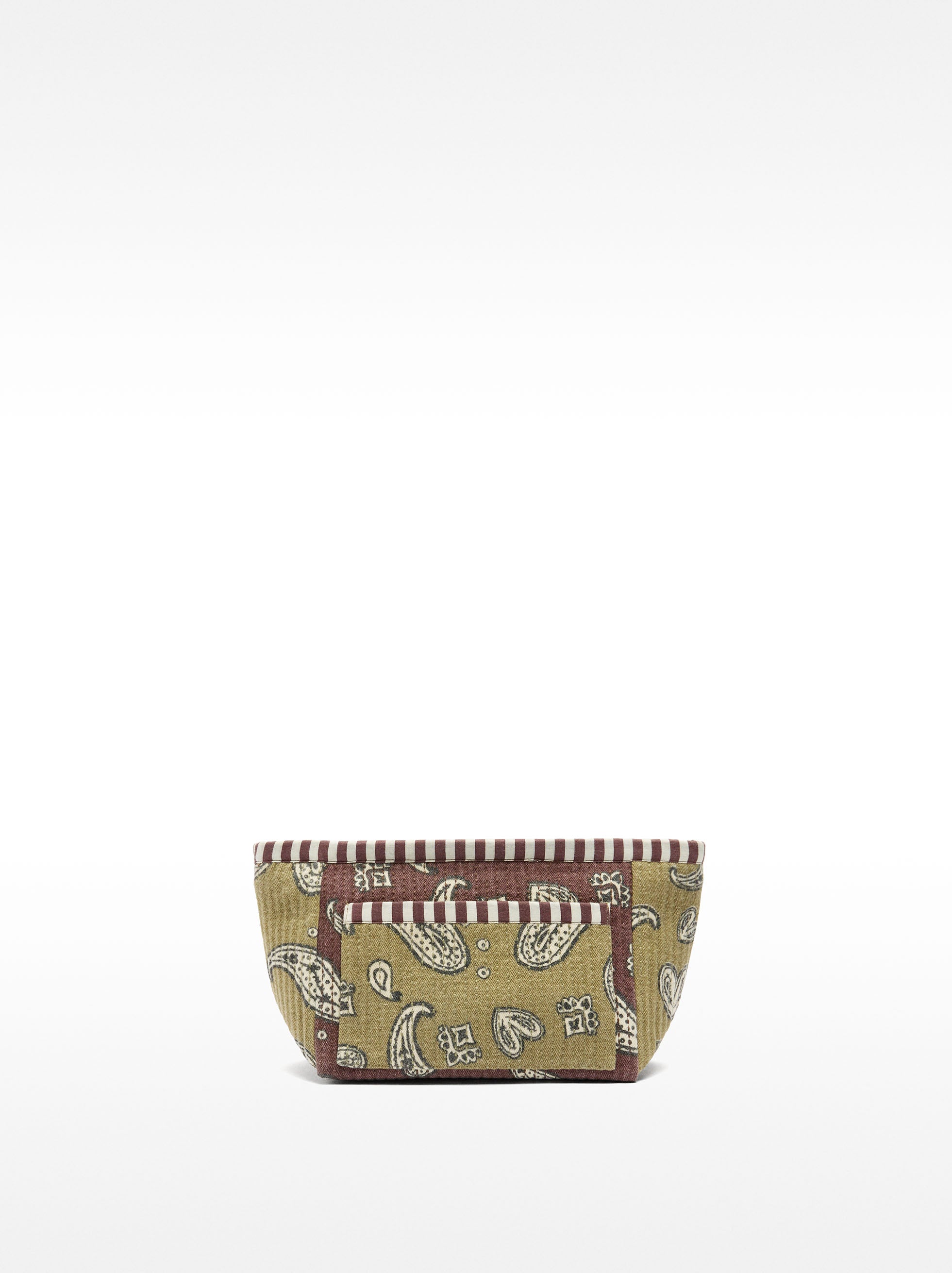 Bolso De Mano Sobre Con Estampado