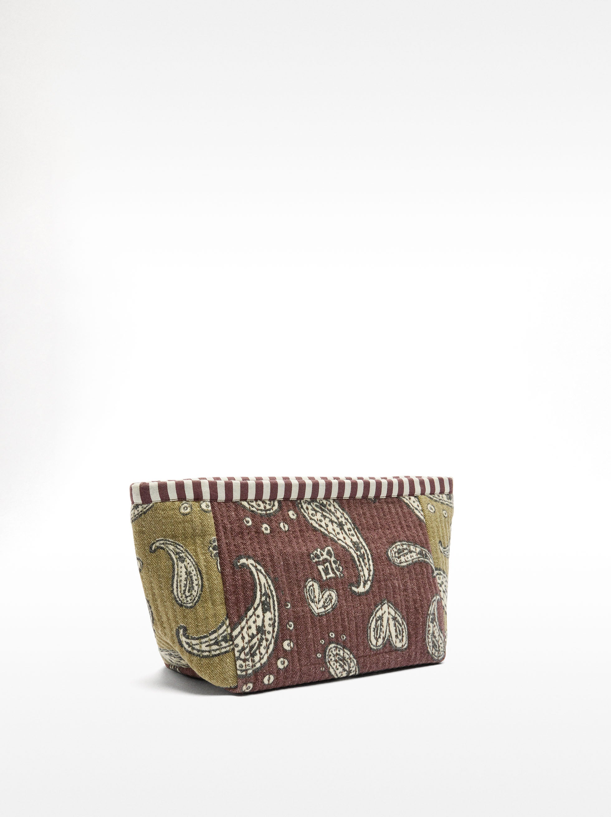 Bolso De Mano Sobre Con Estampado