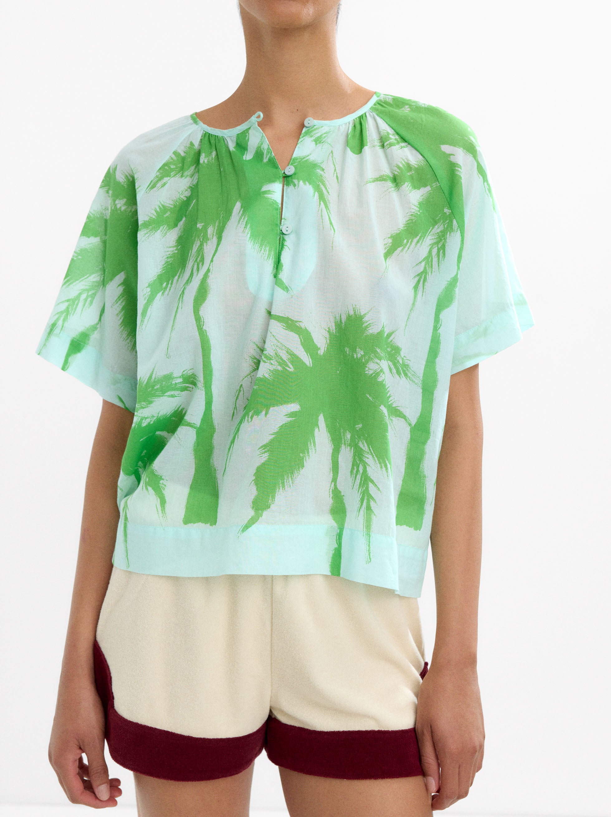 Blusa De 100% Algodón Con Estampado De Palmeras