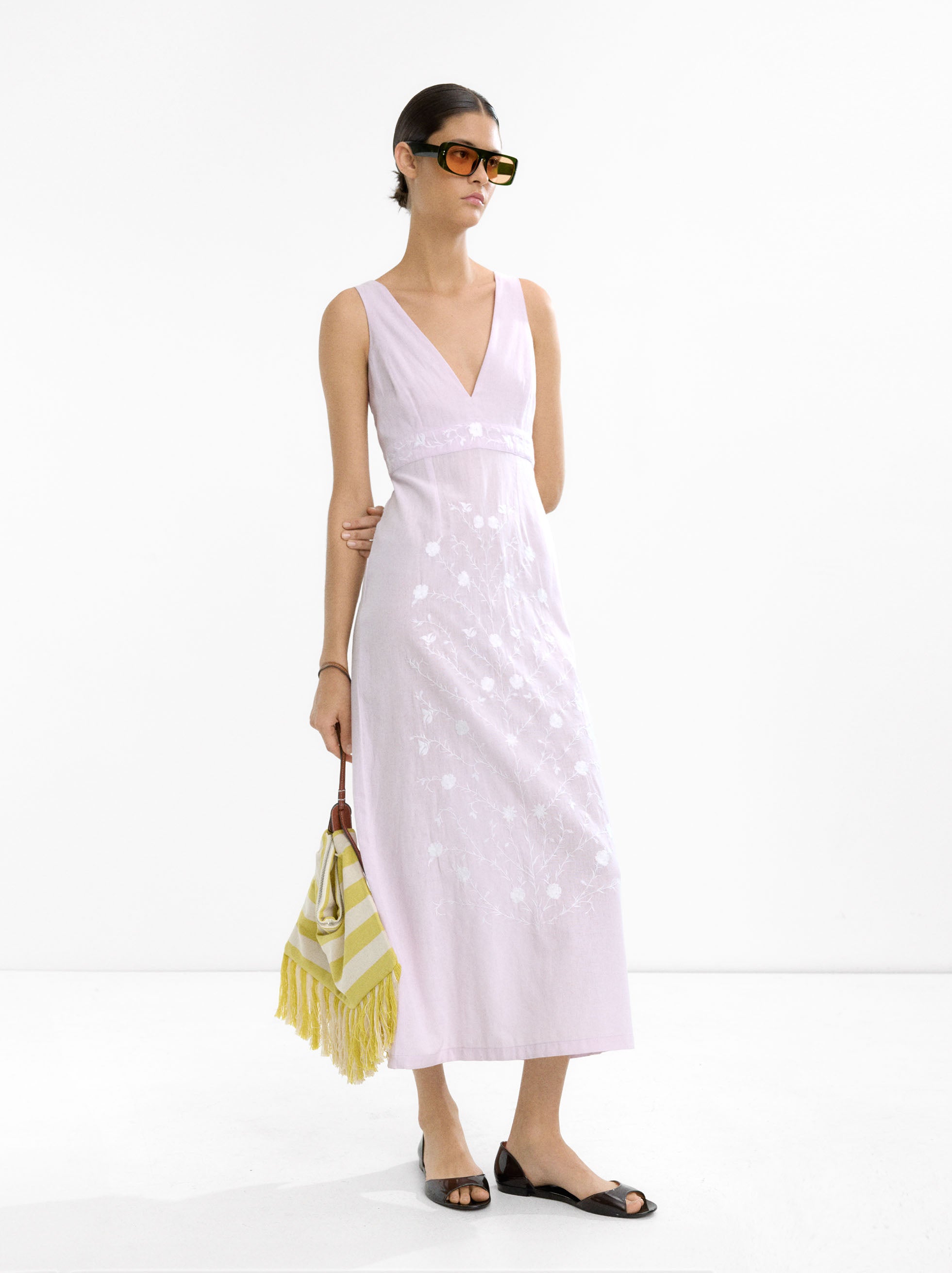 Vestido De Algodón Con Bordados
