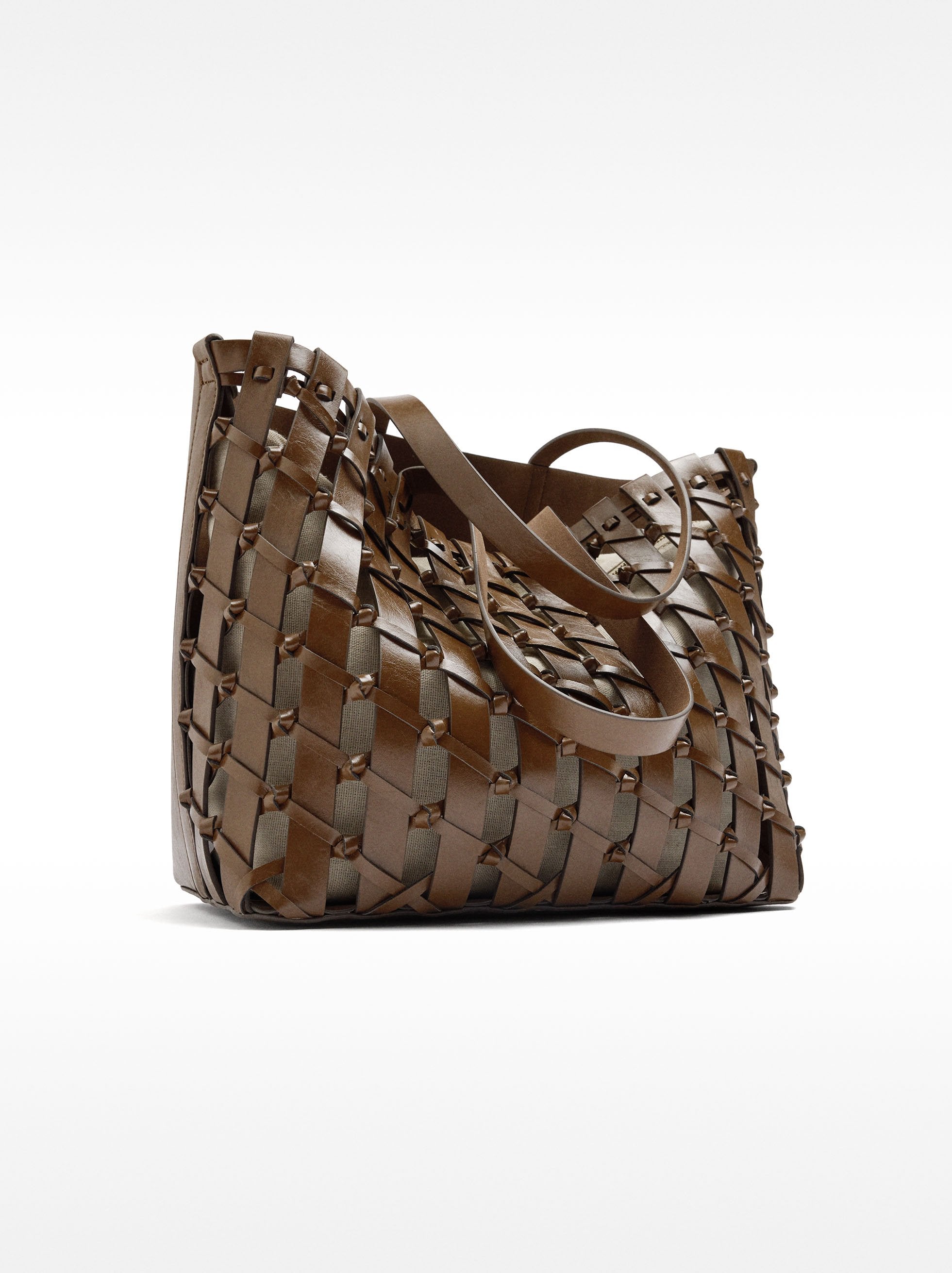 Bolso Shopper Trenzado Con Nudos