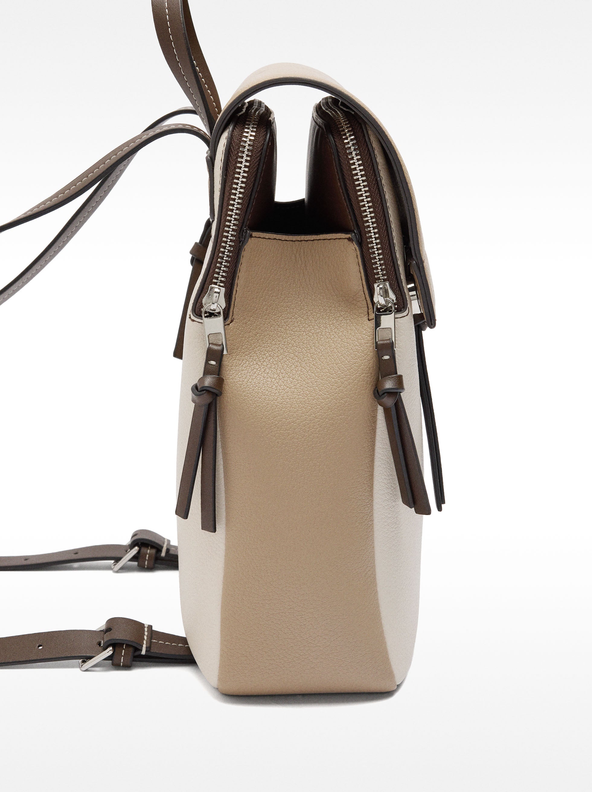 Mochila Con Cierre De Solapa