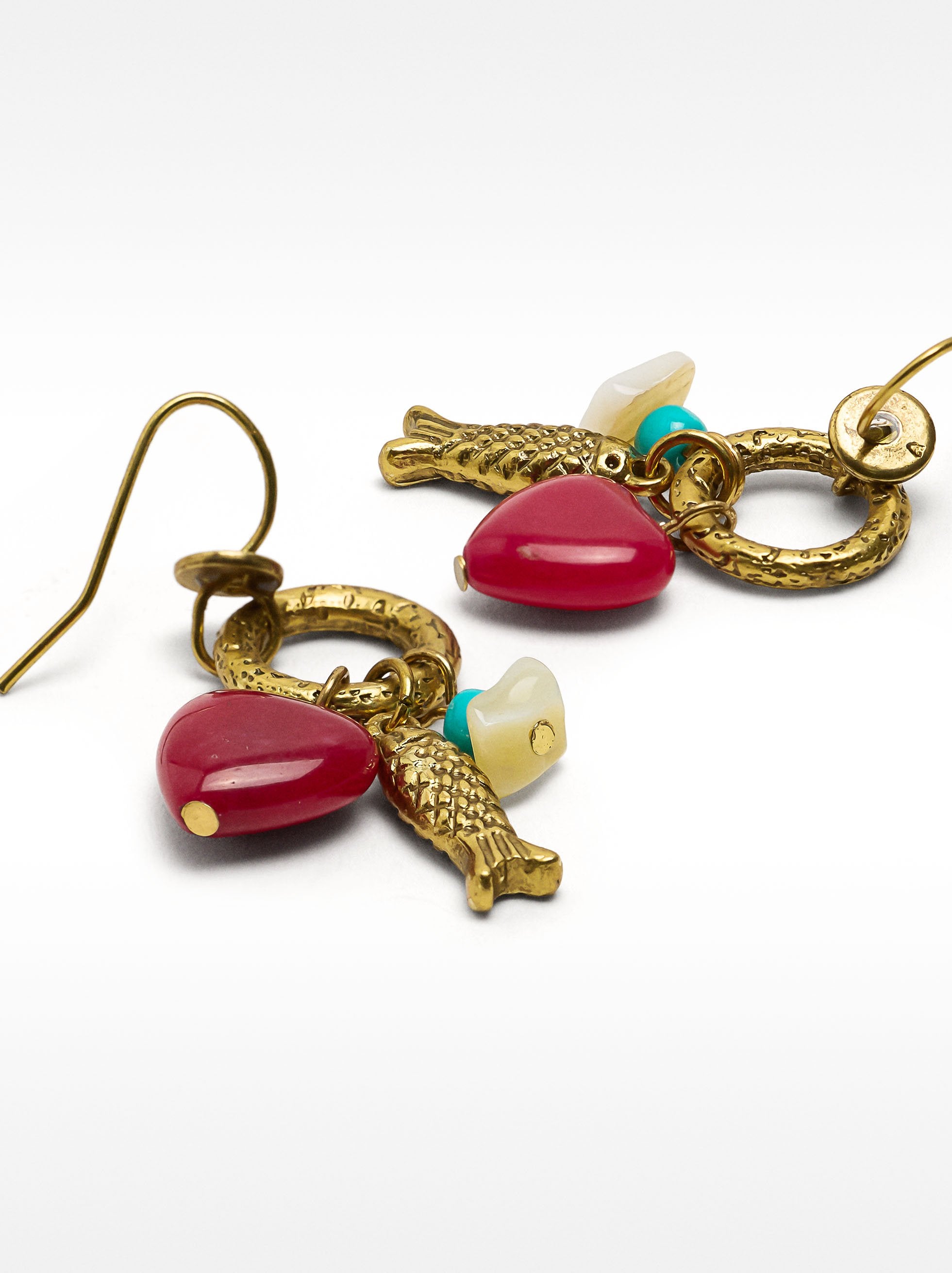 Pendientes Con Pez Y Piedra