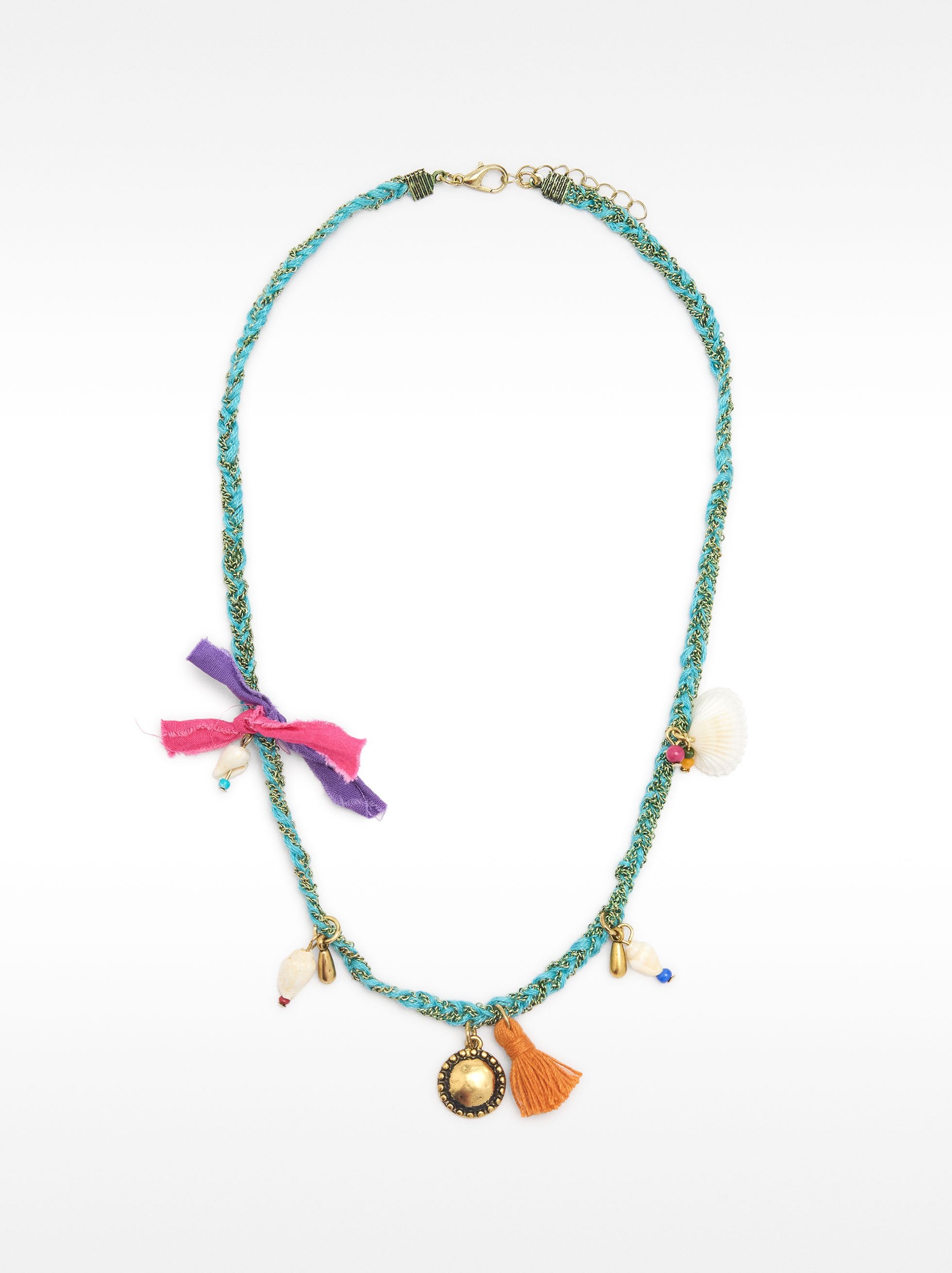 Collar Corto Con Conchas