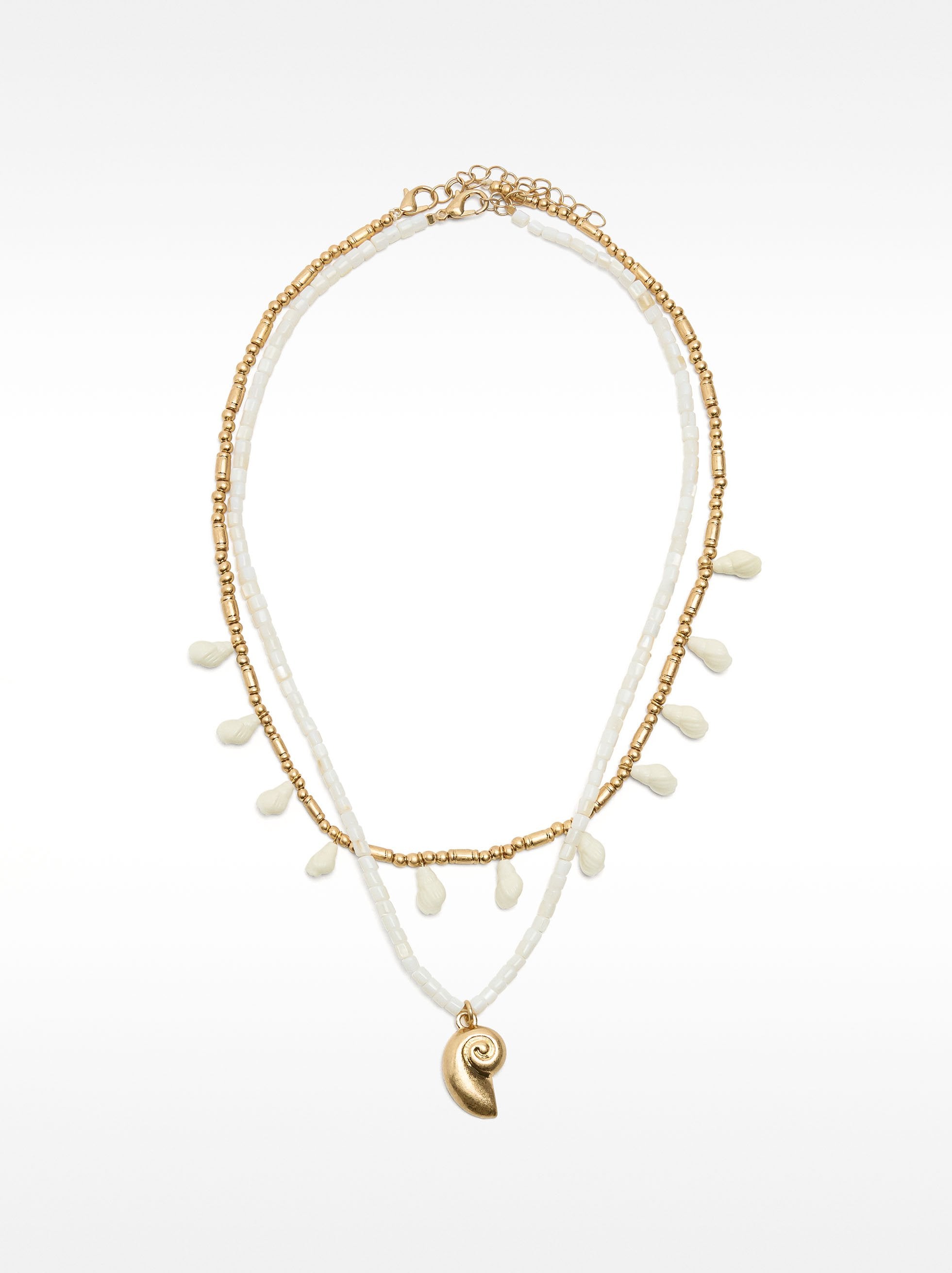 Set De Collares Con Conchas