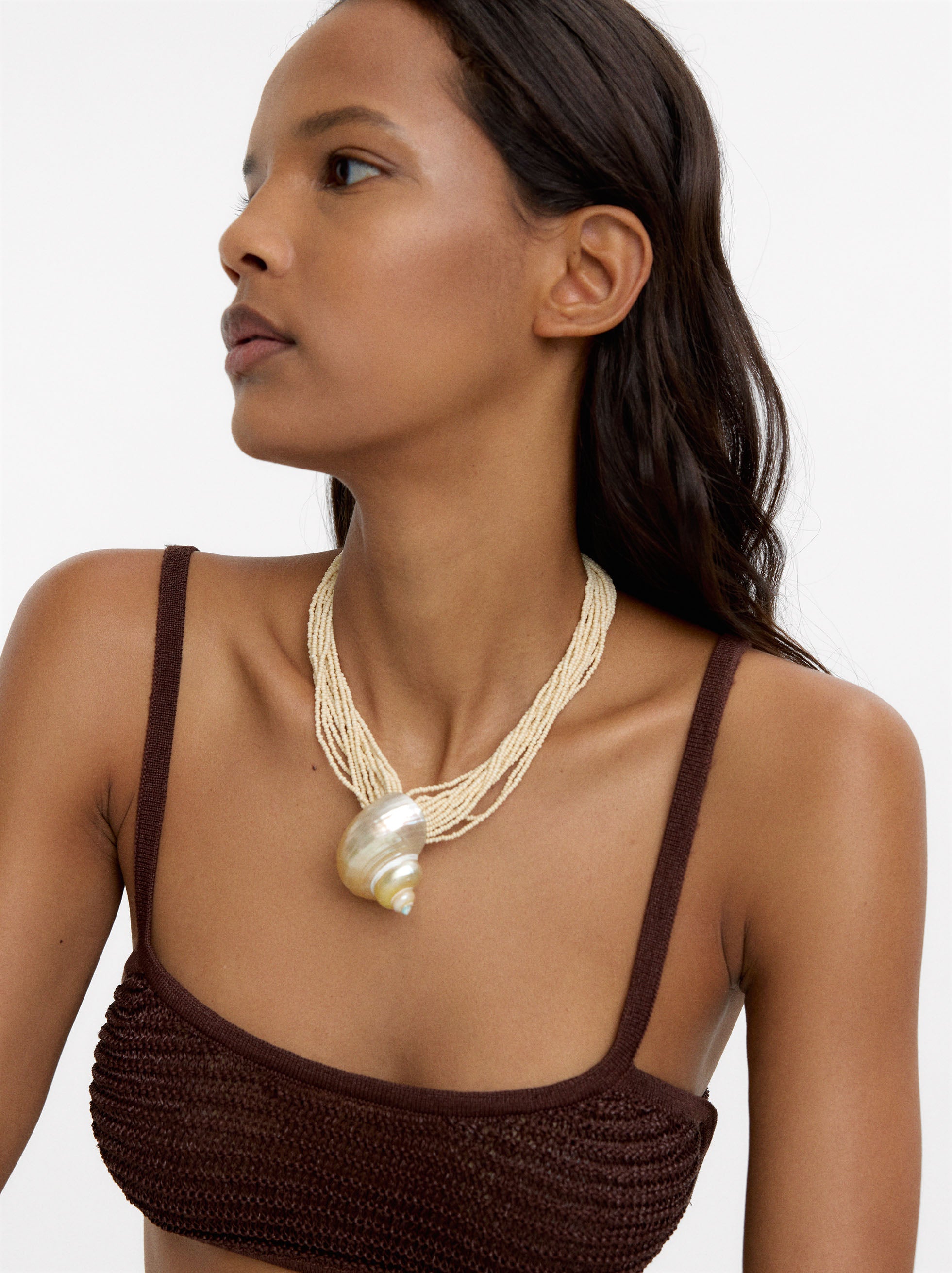 Collar Multihileras Con Concha