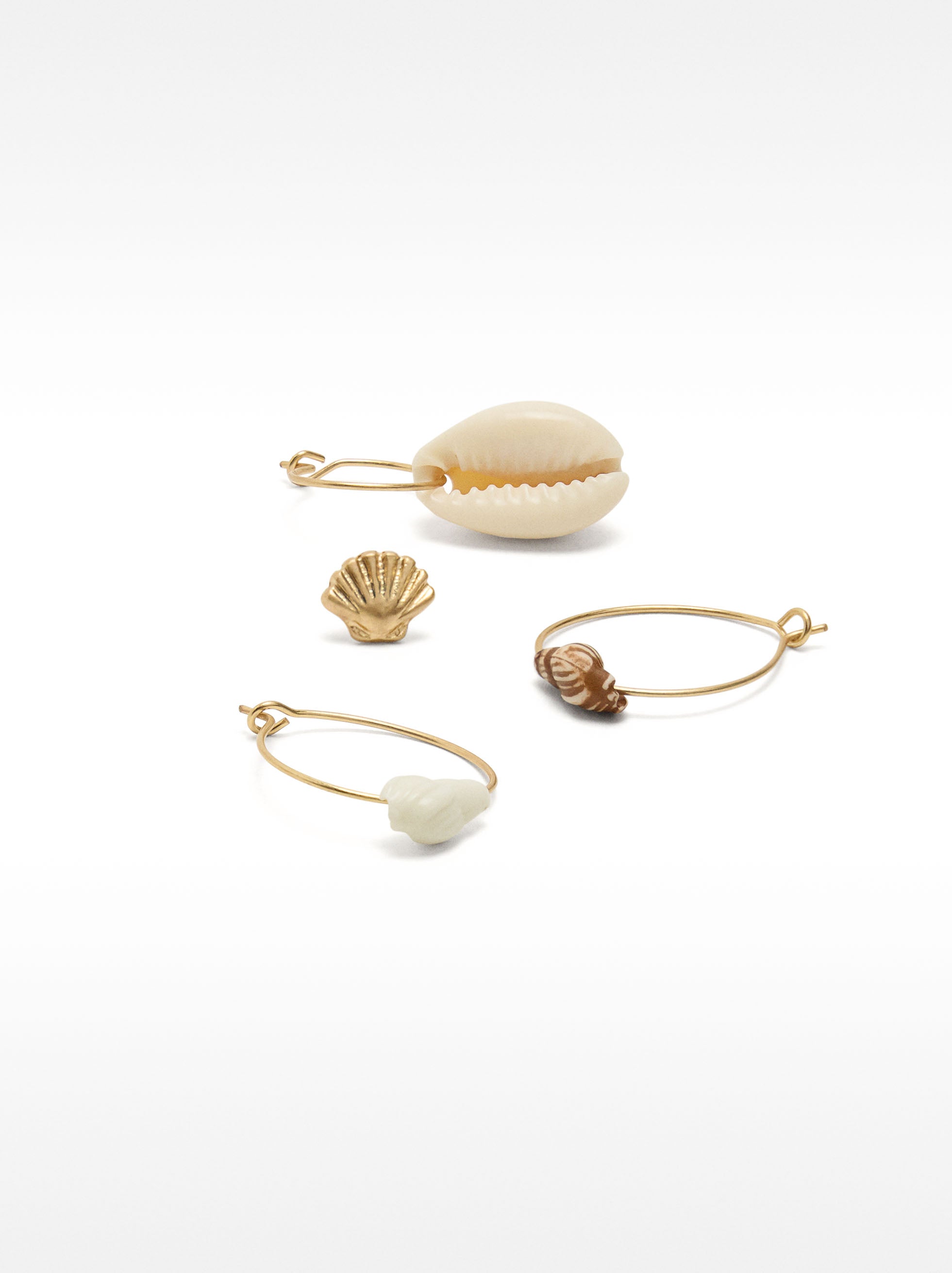 Set De Pendientes De Concha