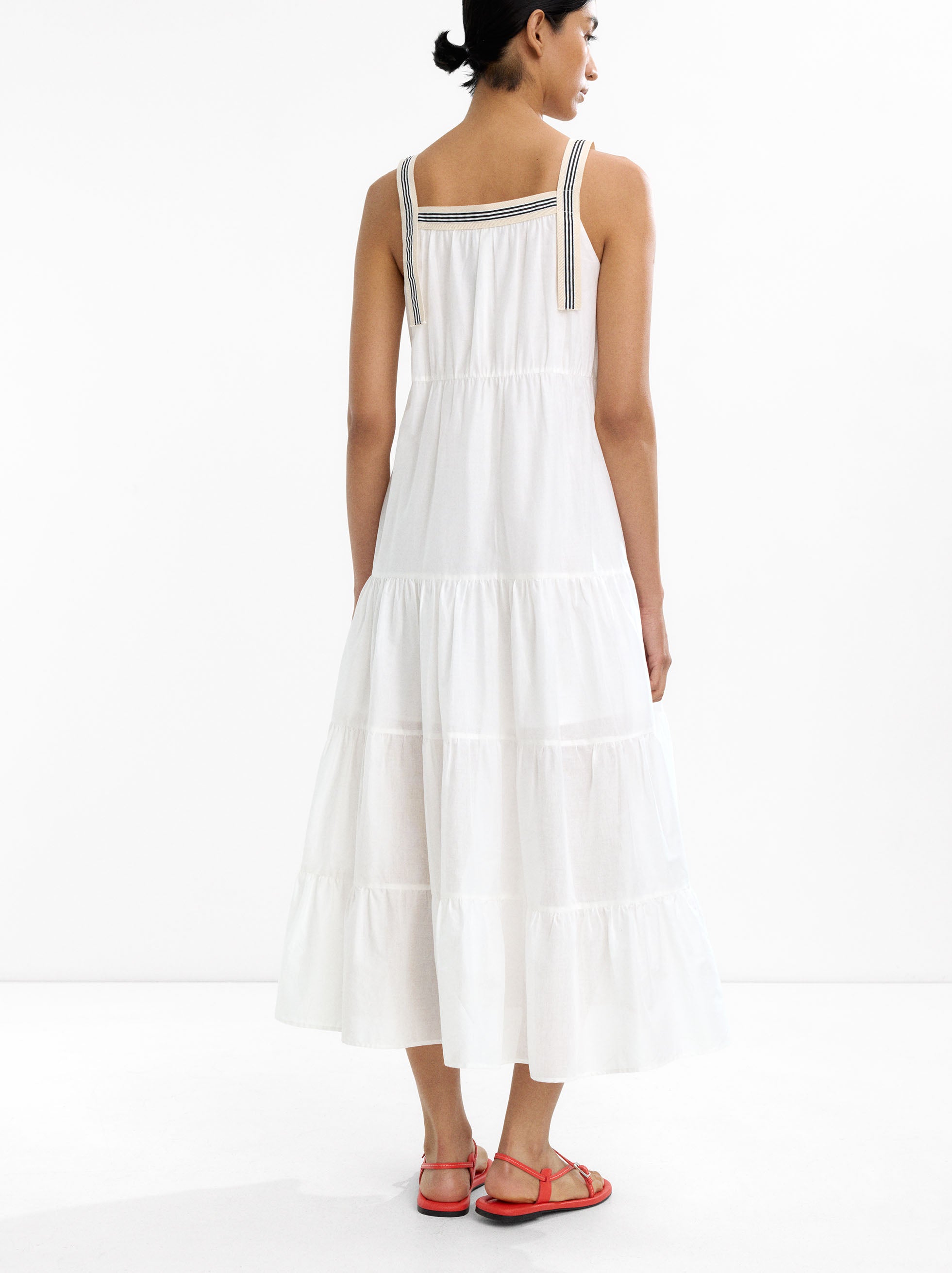 Vestido Largo Con Volantes
