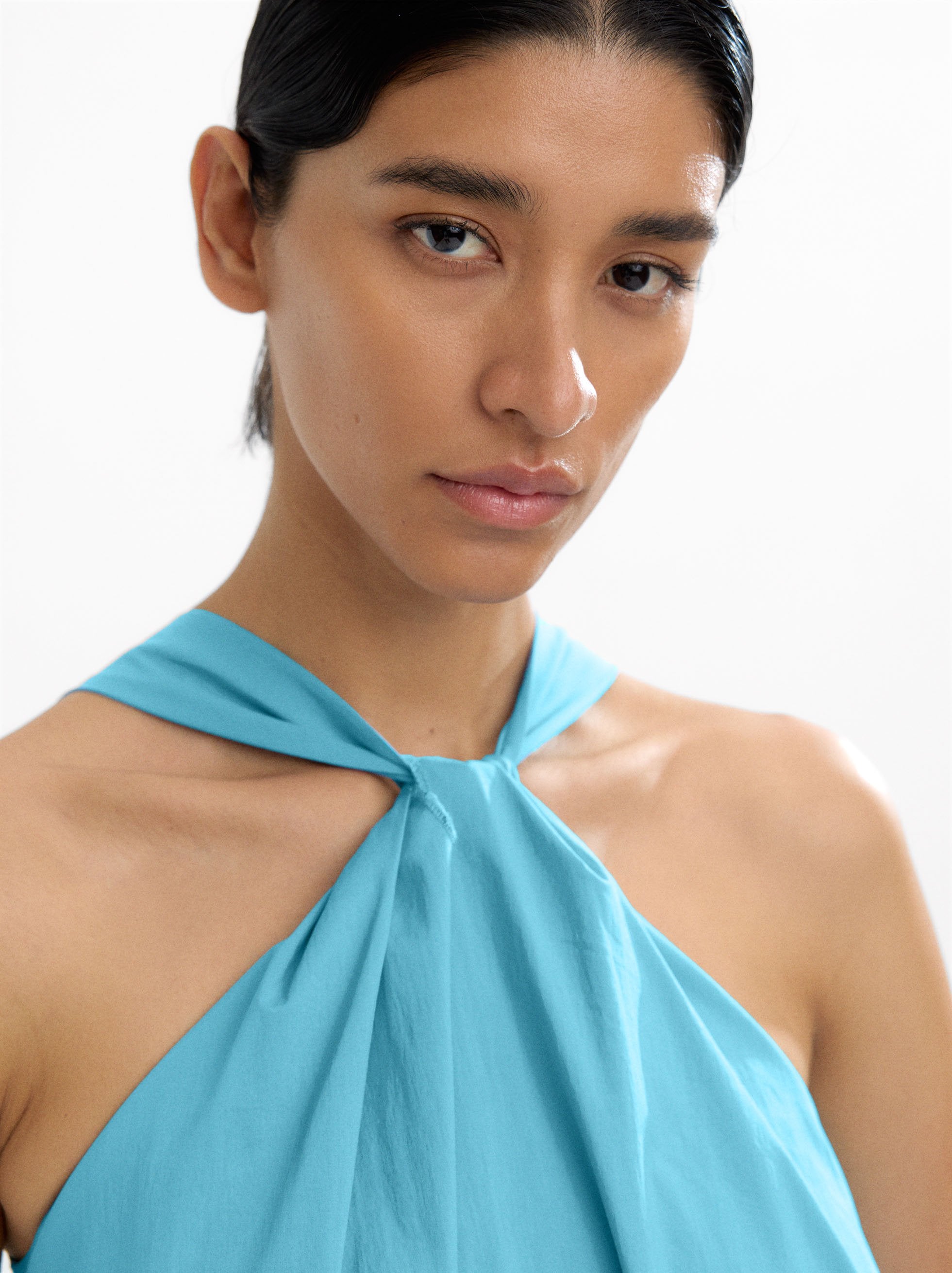 Vestido Fluido Halter