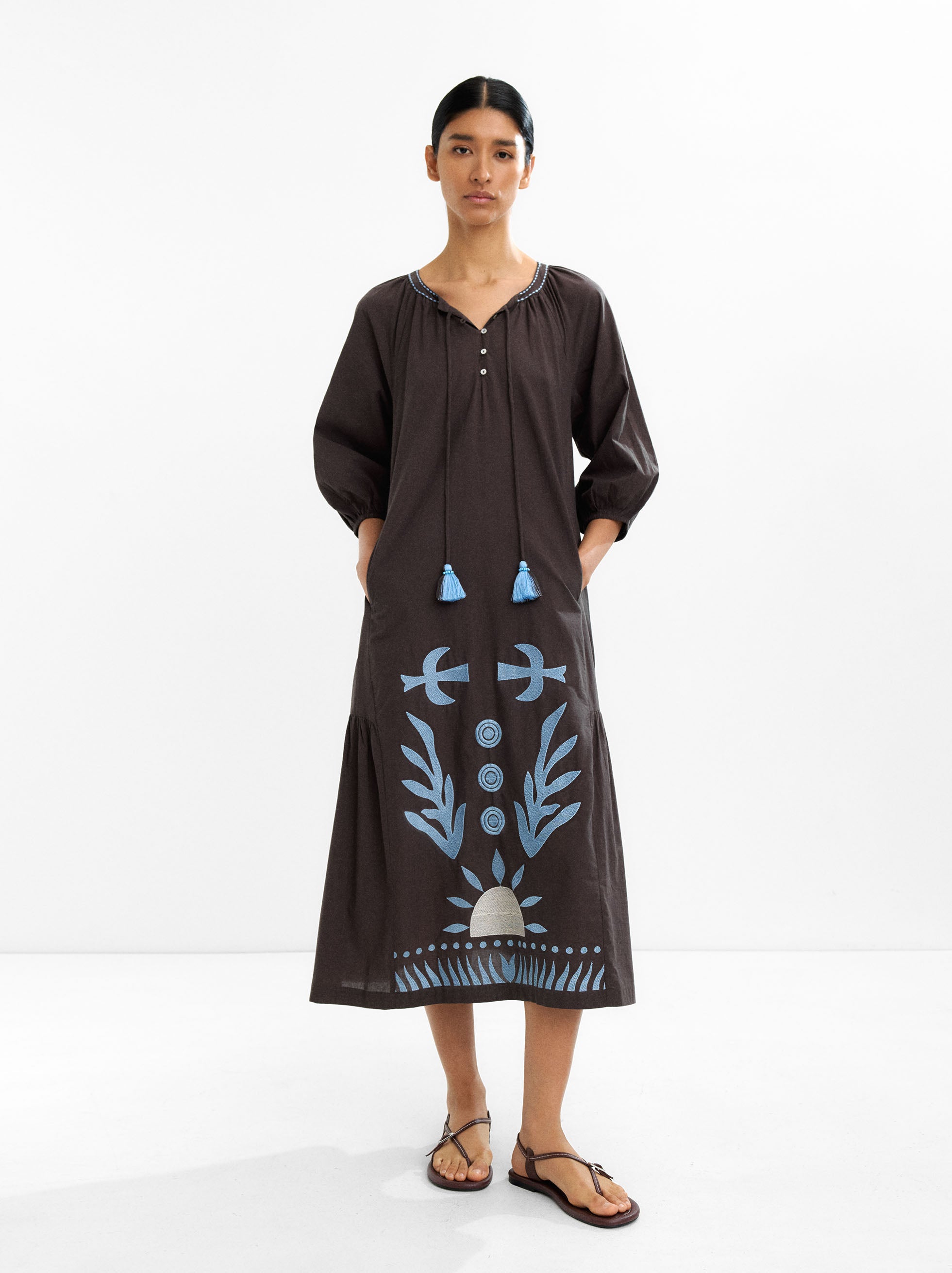Vestido Midi Bordado 100% Algodón