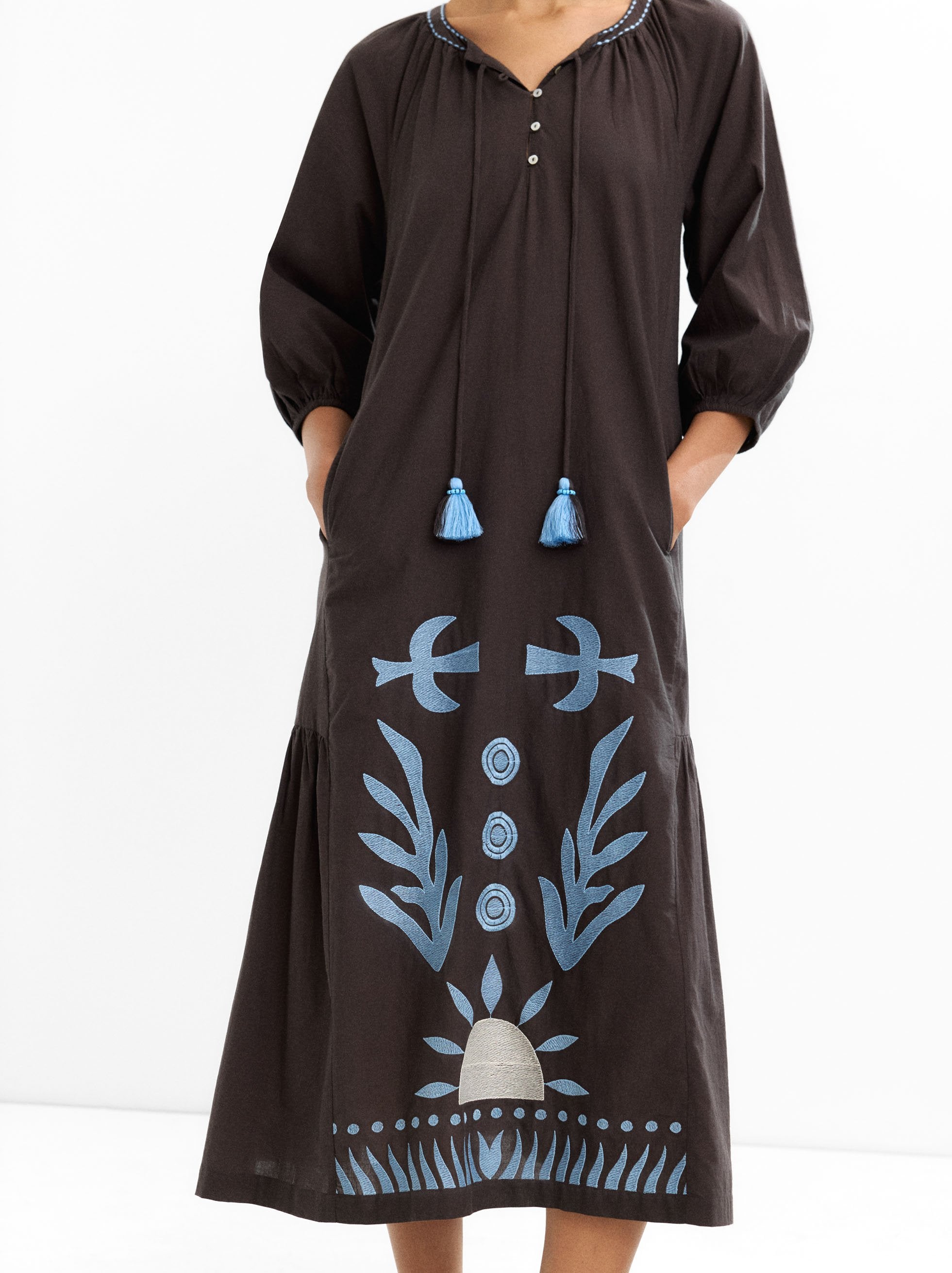 Vestido Midi Bordado 100% Algodón