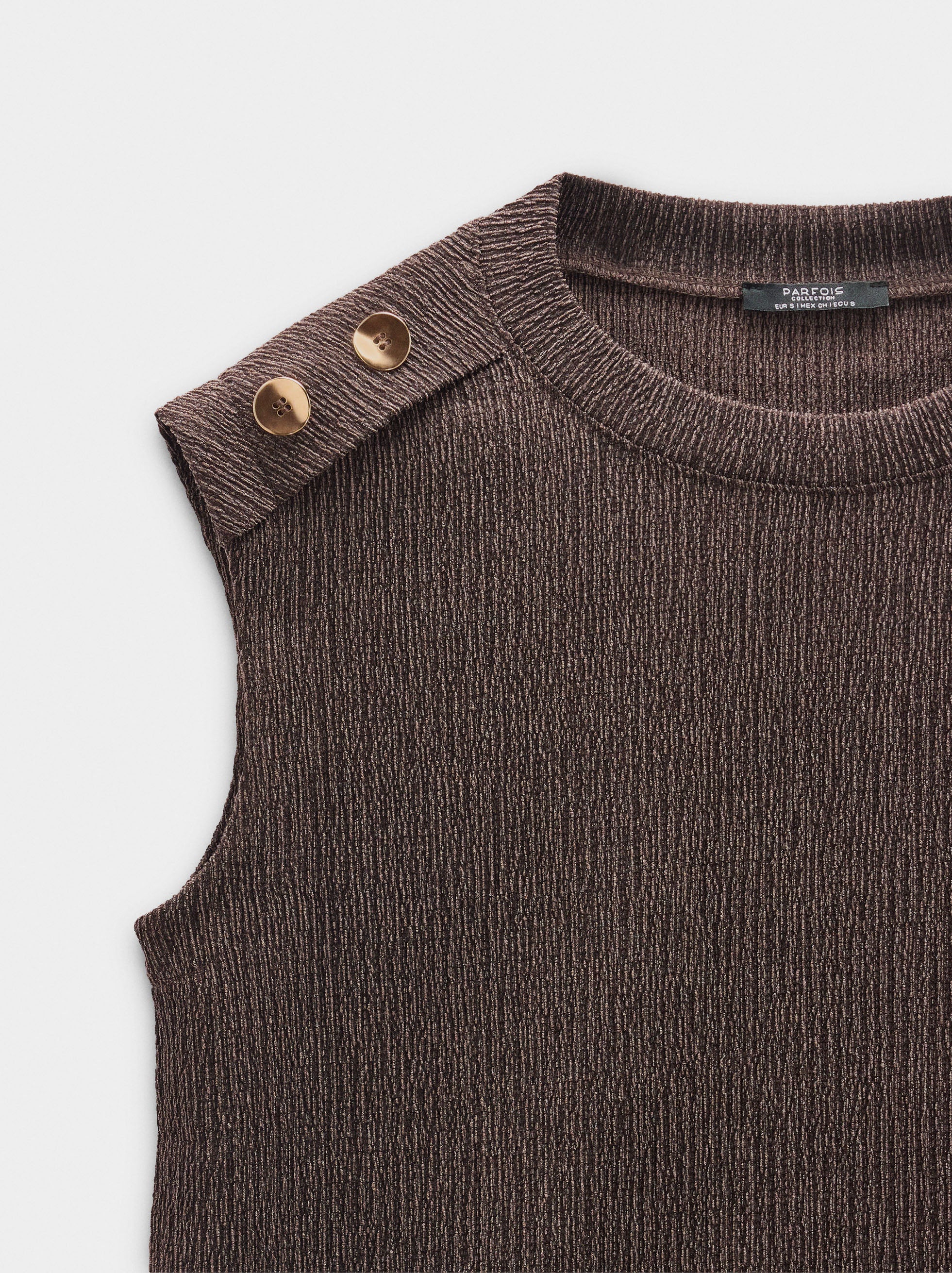 Top Con Botones Y Textura