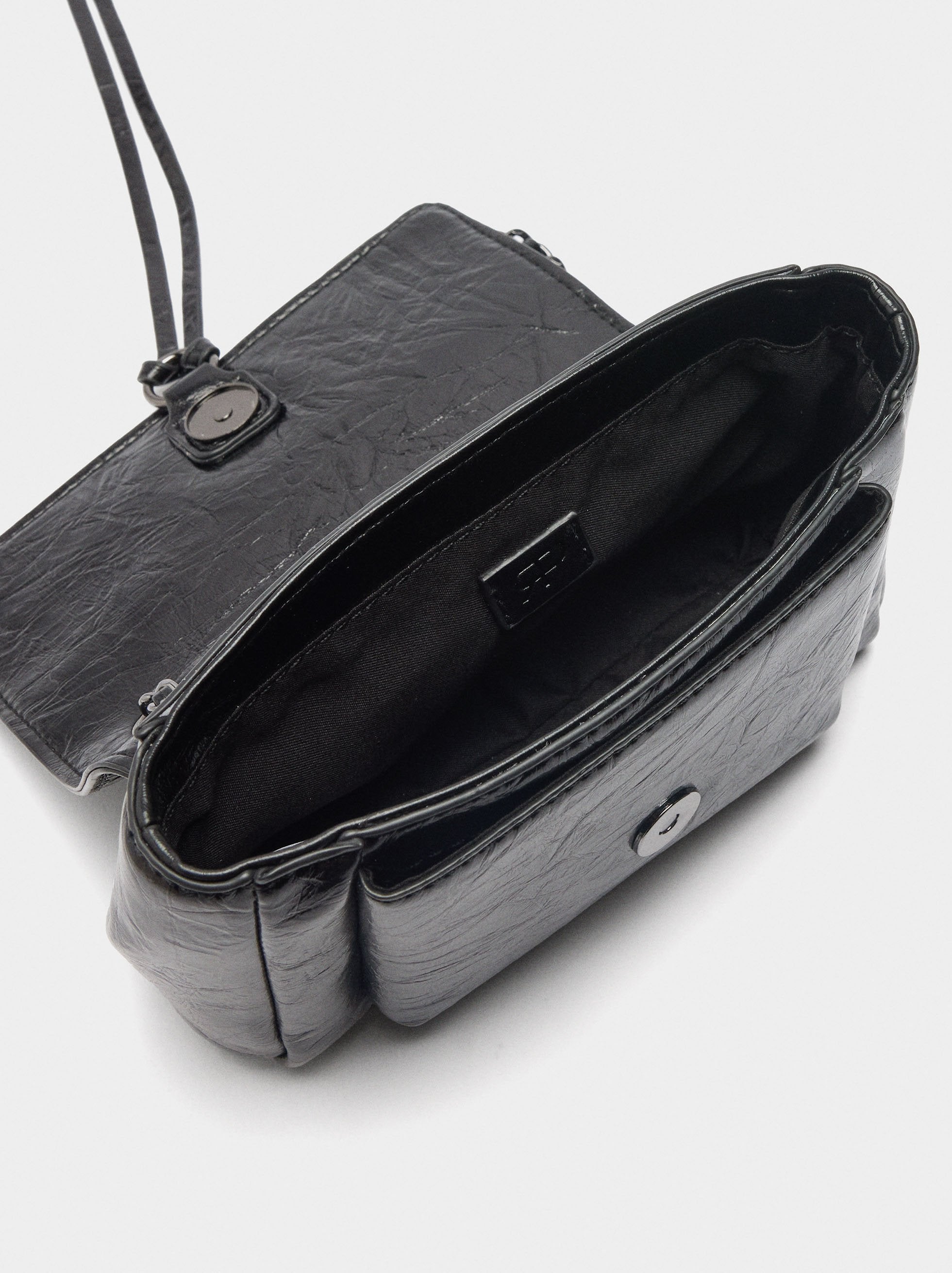 Bolso De Hombro Con Solapa