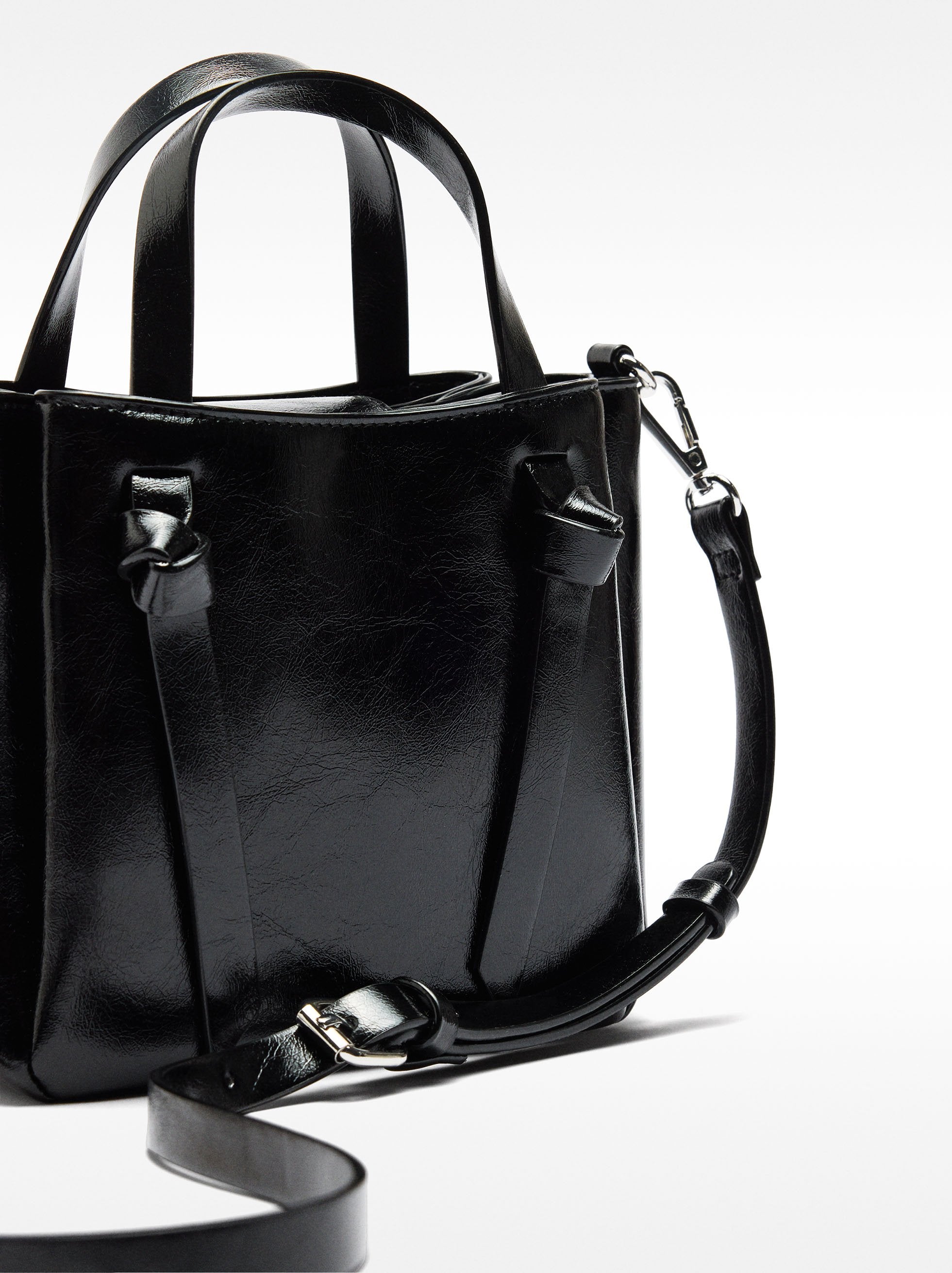 Bolso Tote Charolado