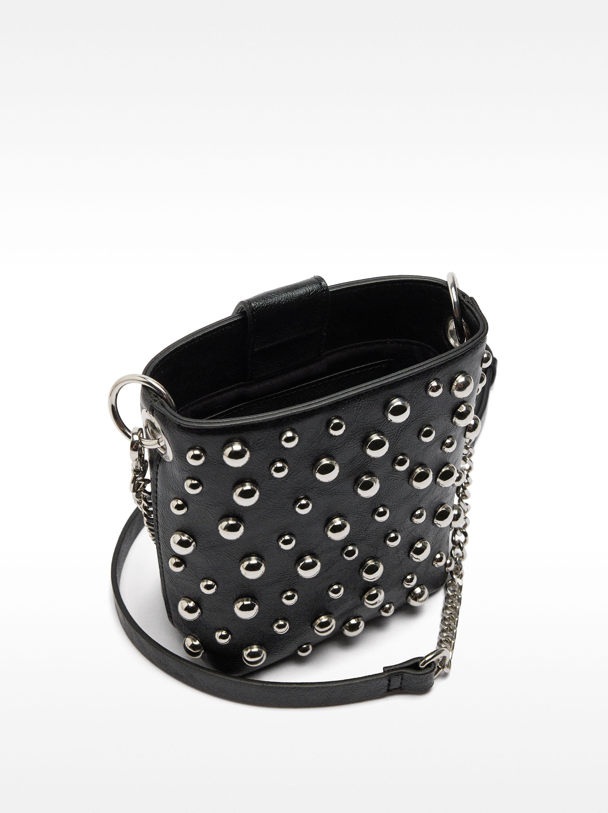 Bolso Bandolera Con Tachuelas