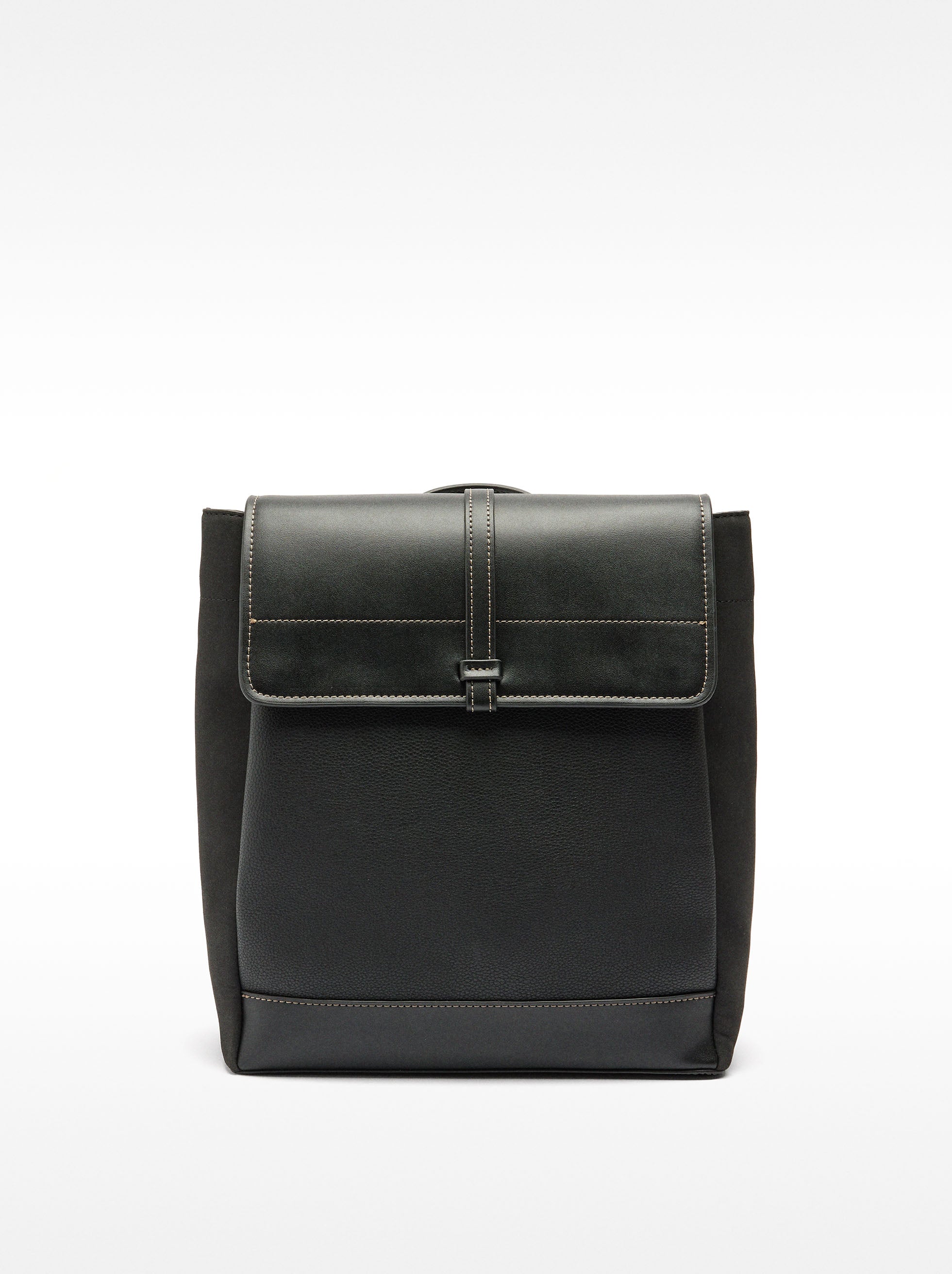 Mochila Efecto Piel Con Solapa