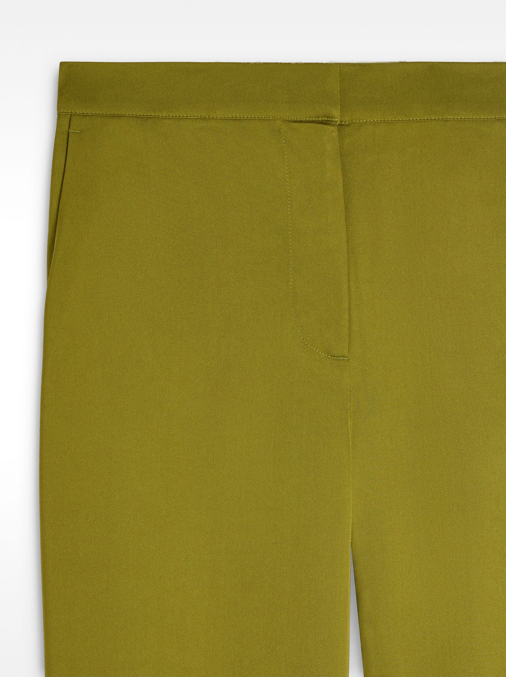 Pantalón Recto Con Bolsillos