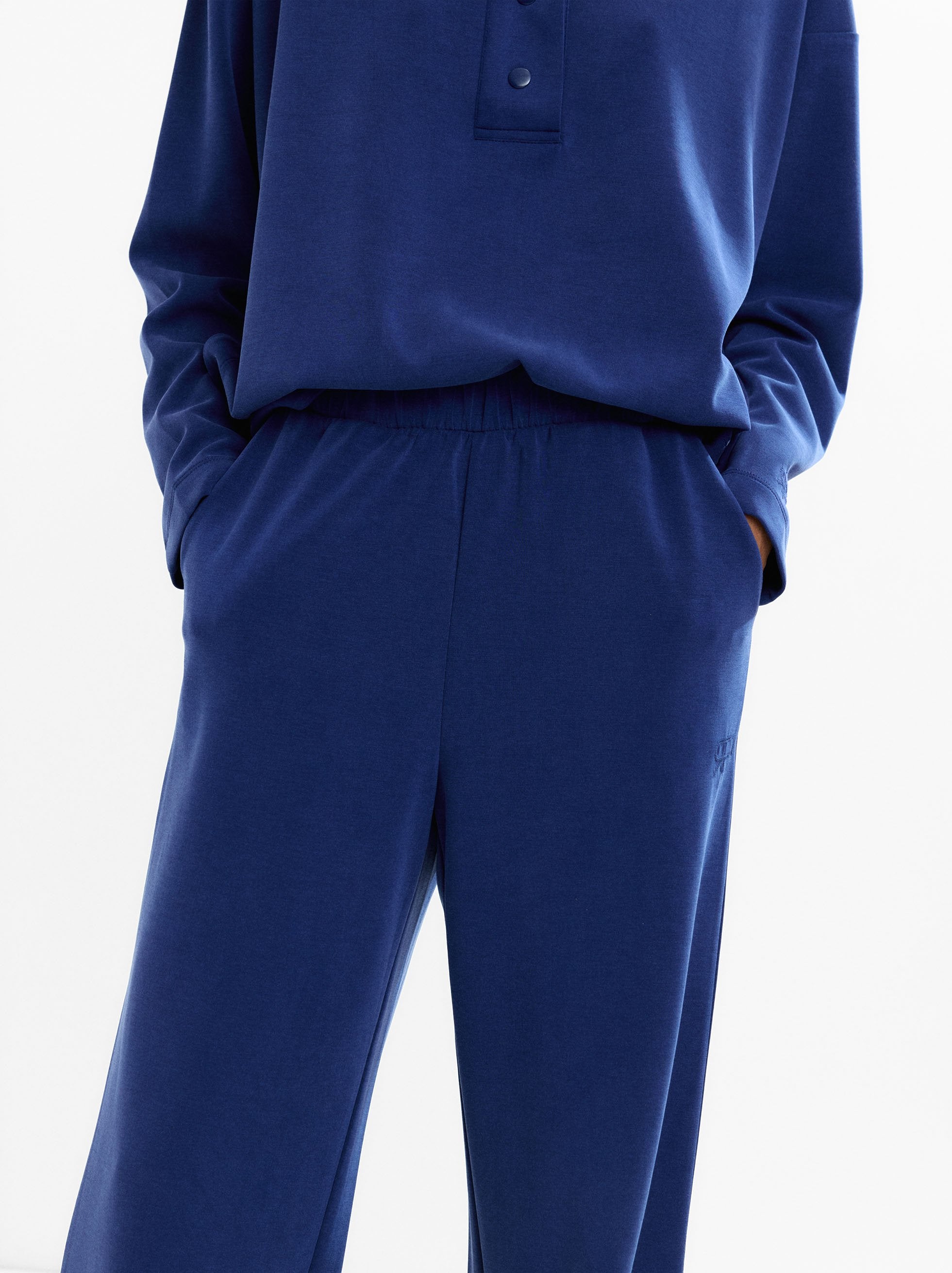 Pantalón Fluido Con Cintura Elástica