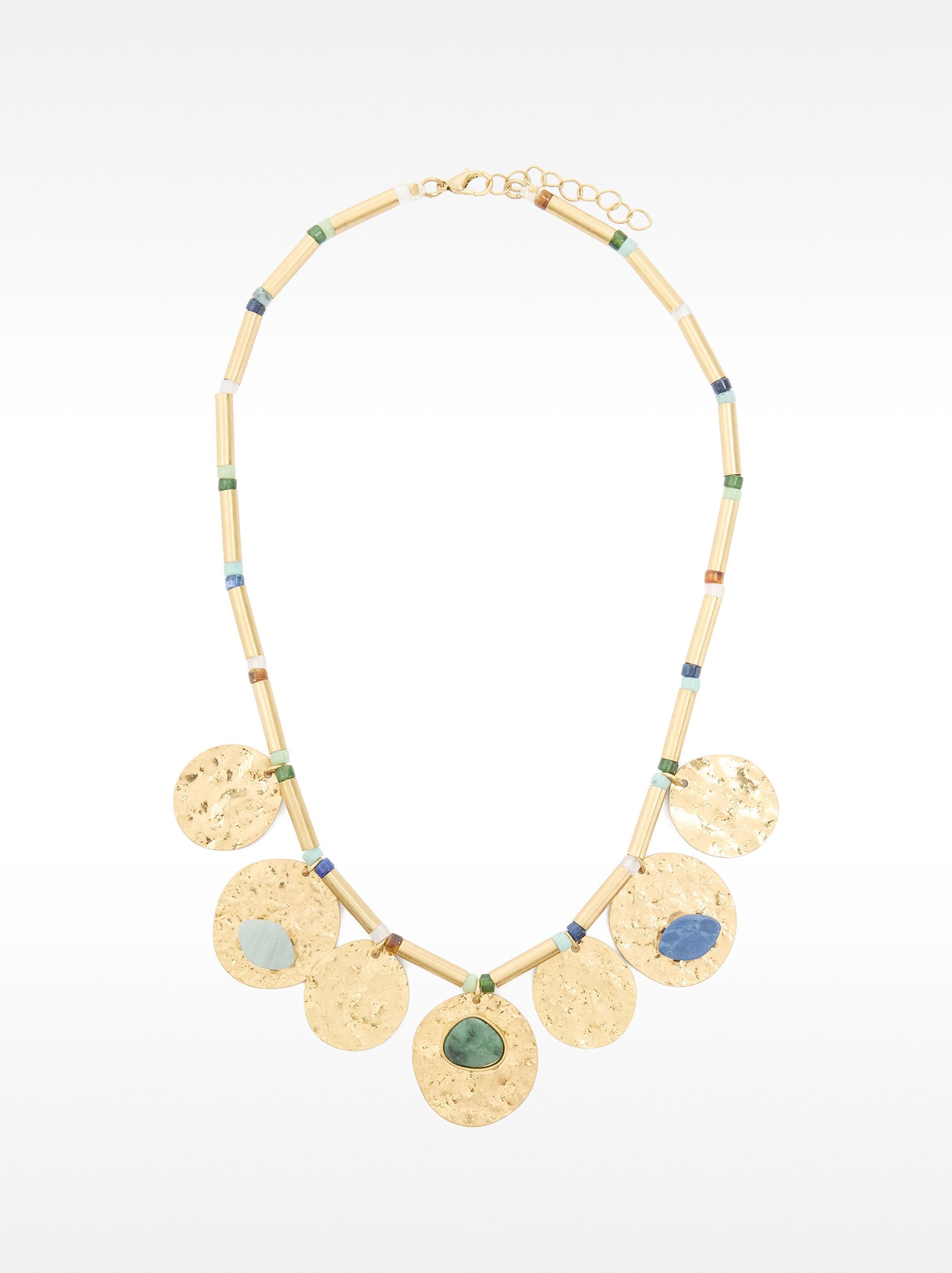 Collar Corto Con Medallas Y Piedras