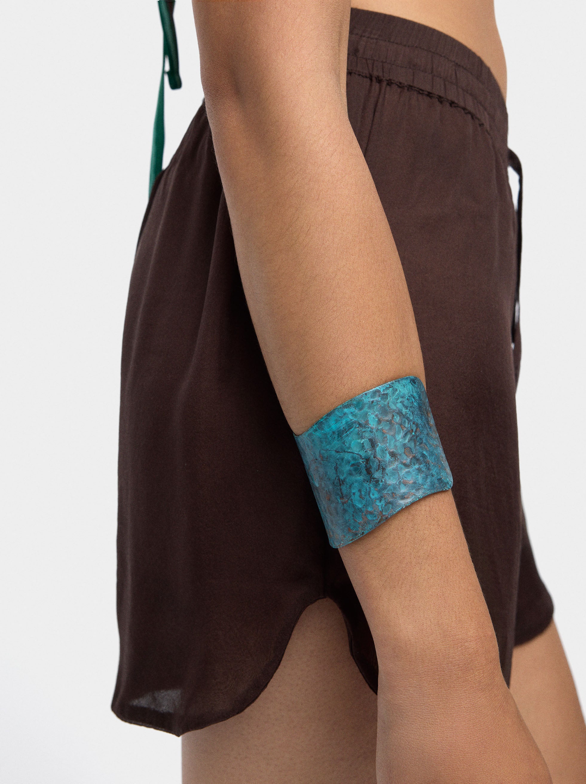 Pulsera Ancha Con Onda