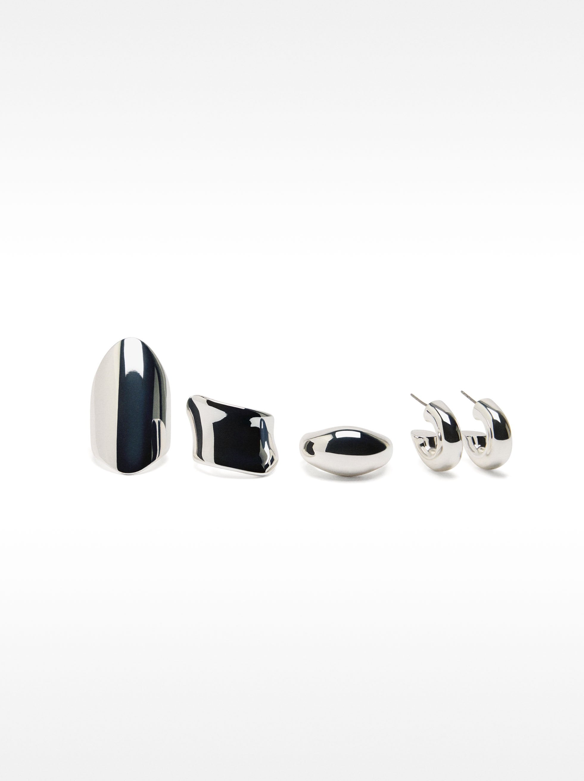 Set De Pendientes Y Anillos