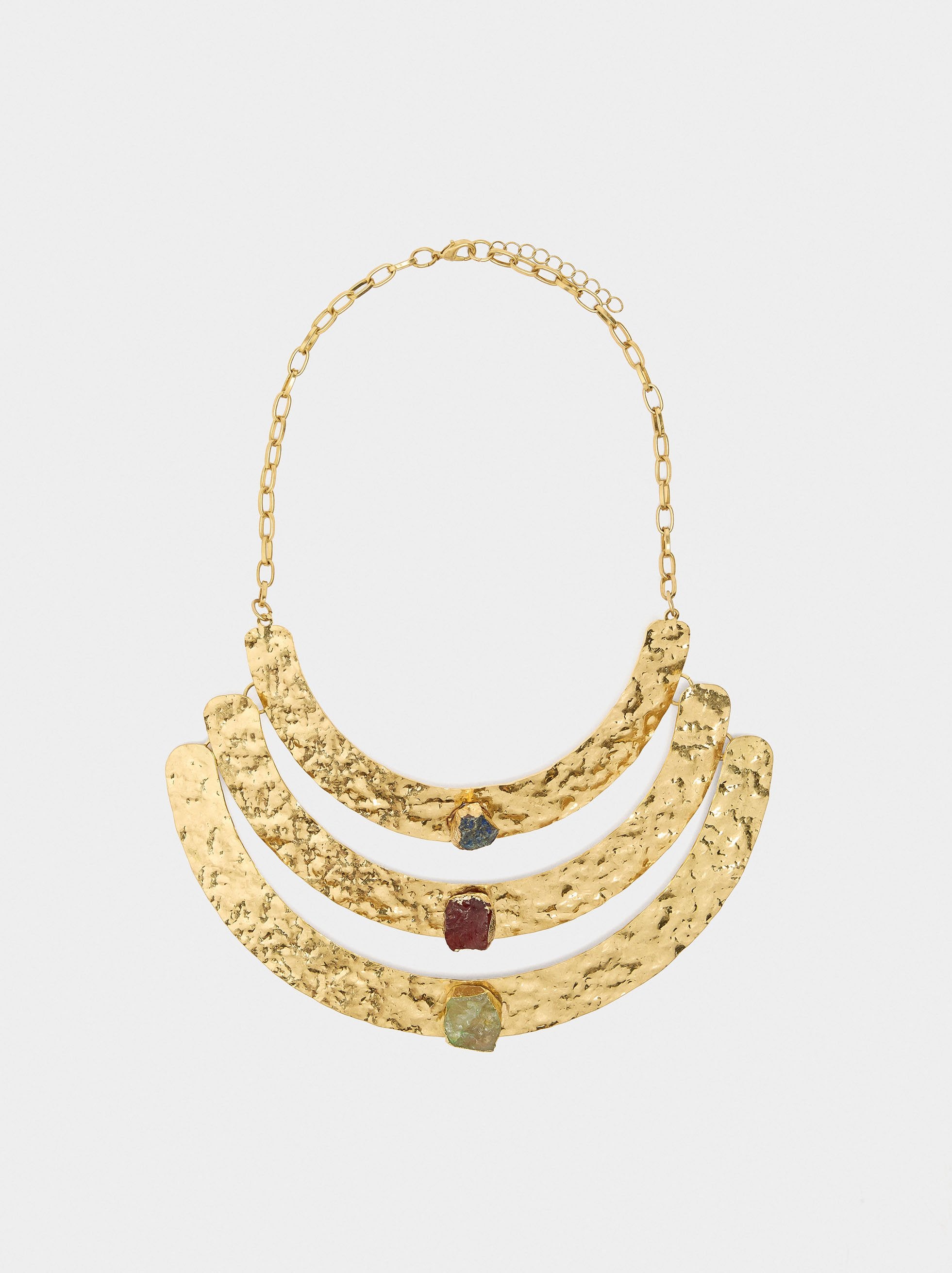 Collar Triple Con Arcos Y Piedras