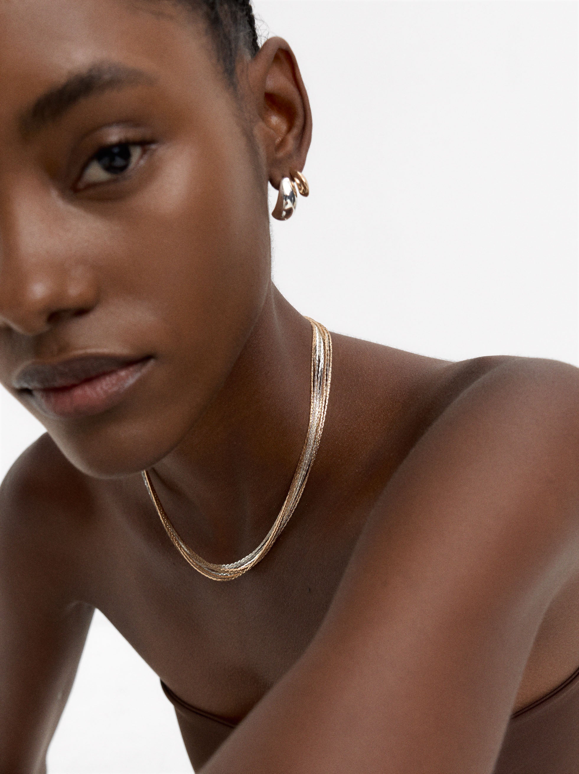 Set De Collar Bicolor Con Pendientes