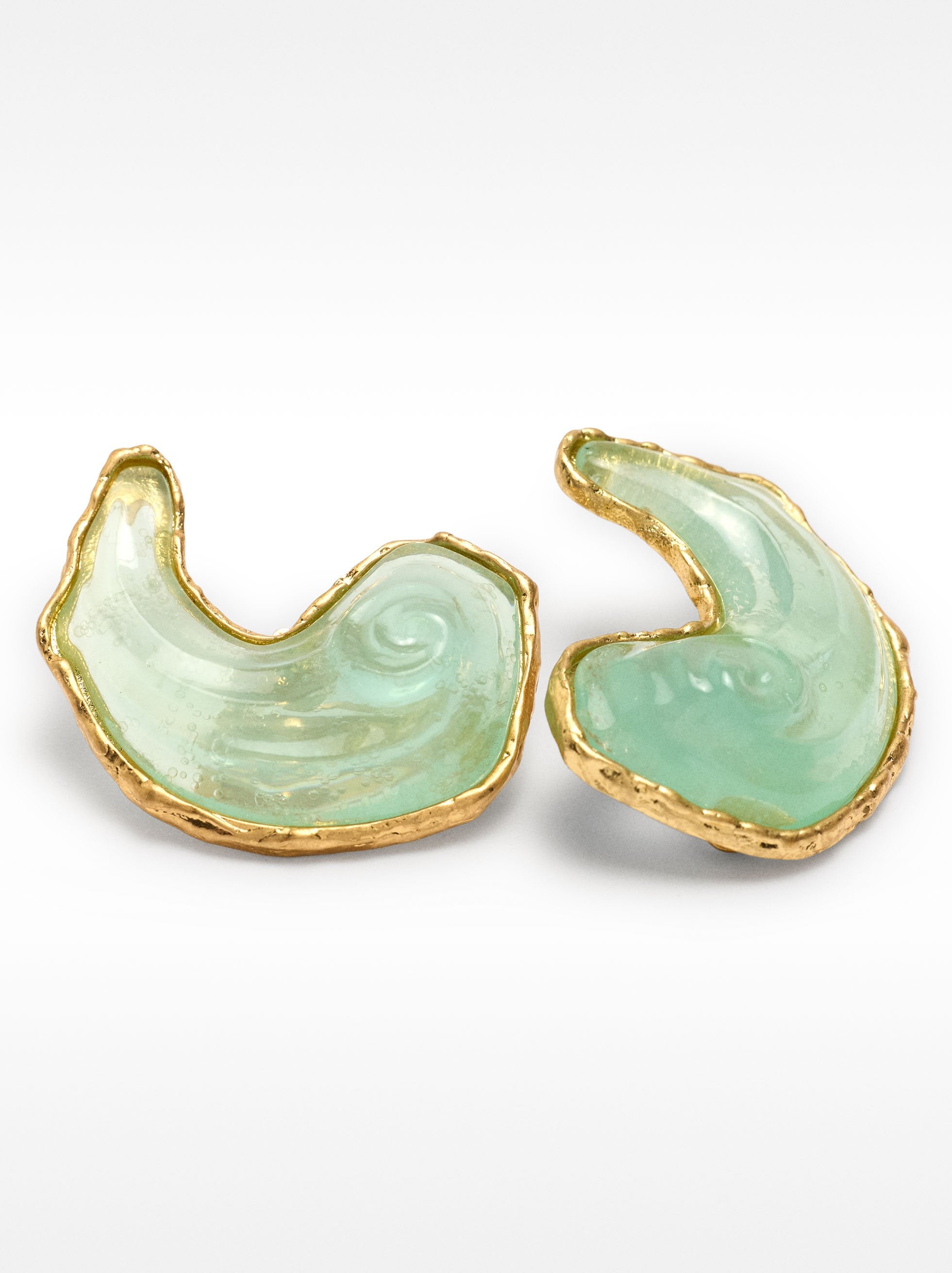 Pendientes De Resina Con Conchas