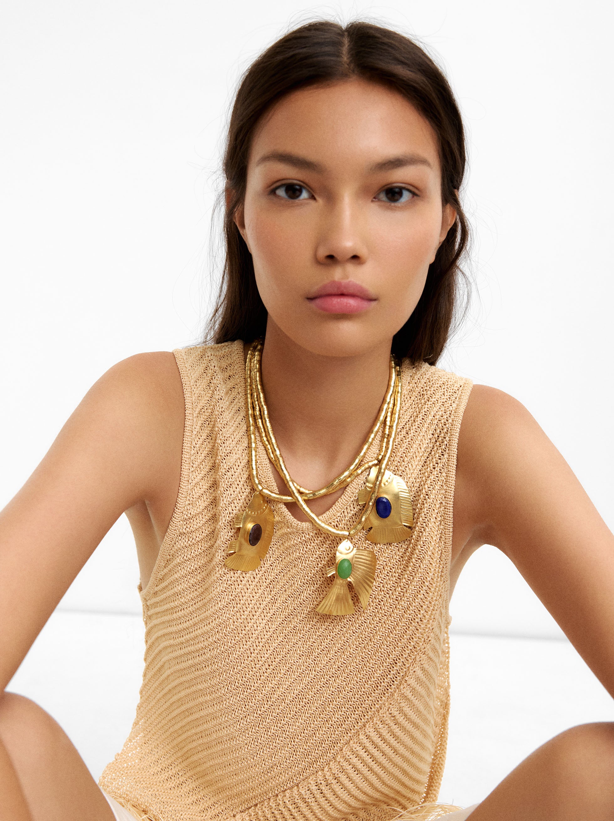 Collar Corto Con Peces Y Piedras
