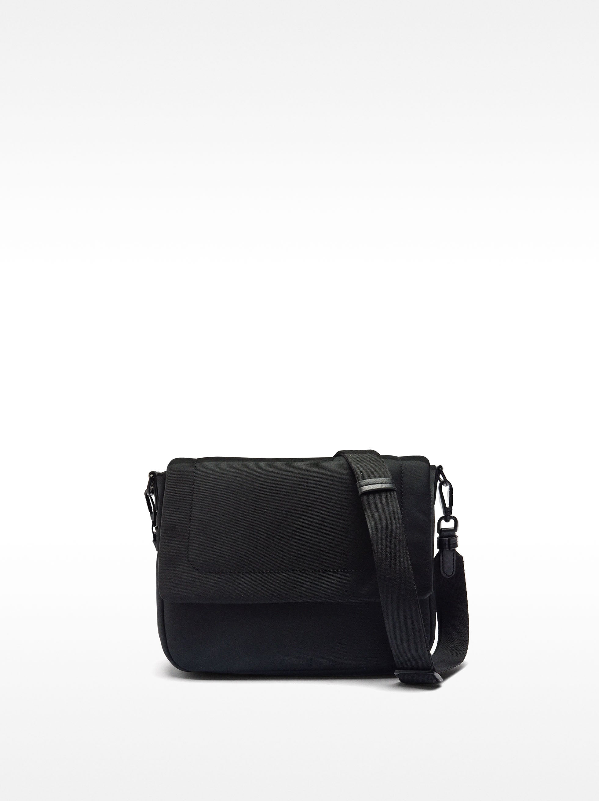 Bolso Bandolera De Nylon Con Cierre De Solapa
