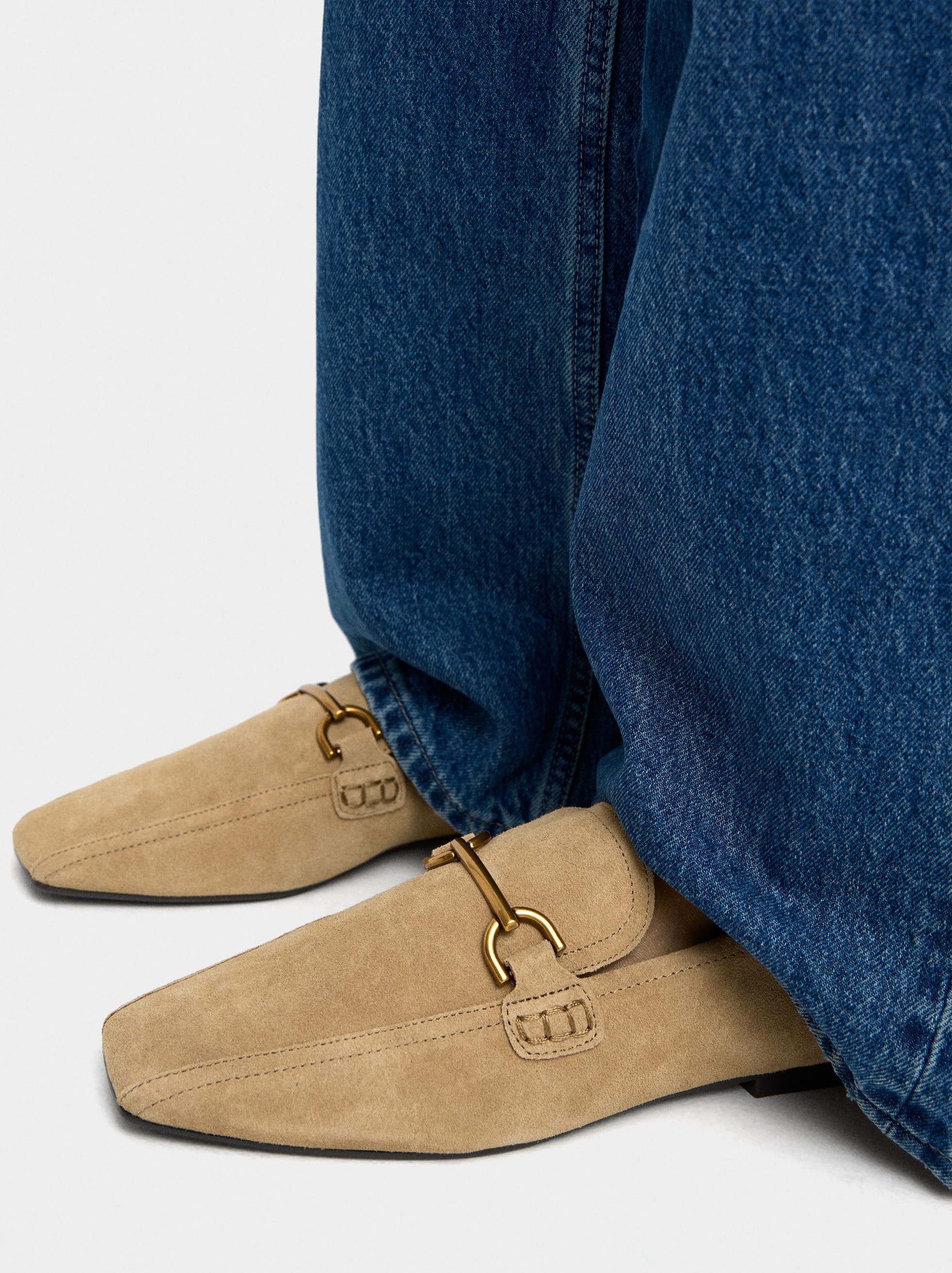 Mocasines De Piel Con Detalle Metálico