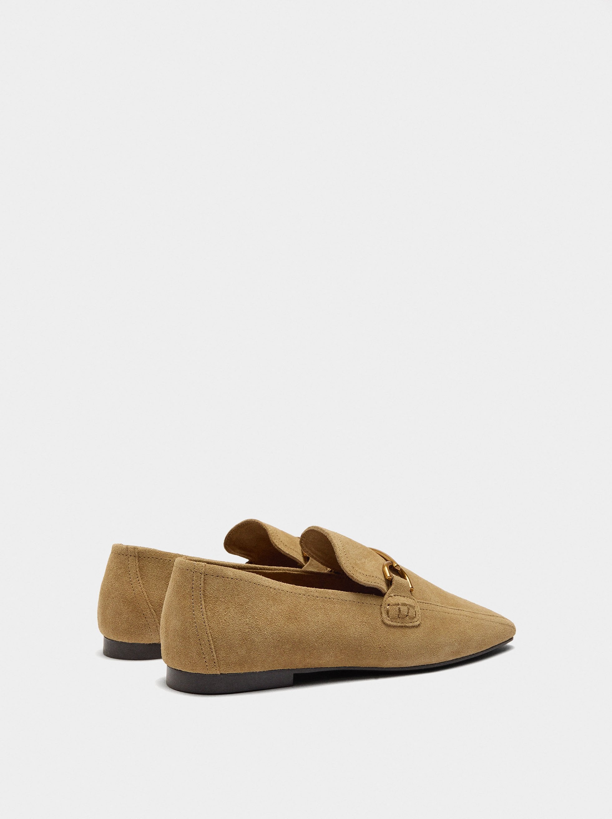 Mocasines De Piel Con Detalle Metálico