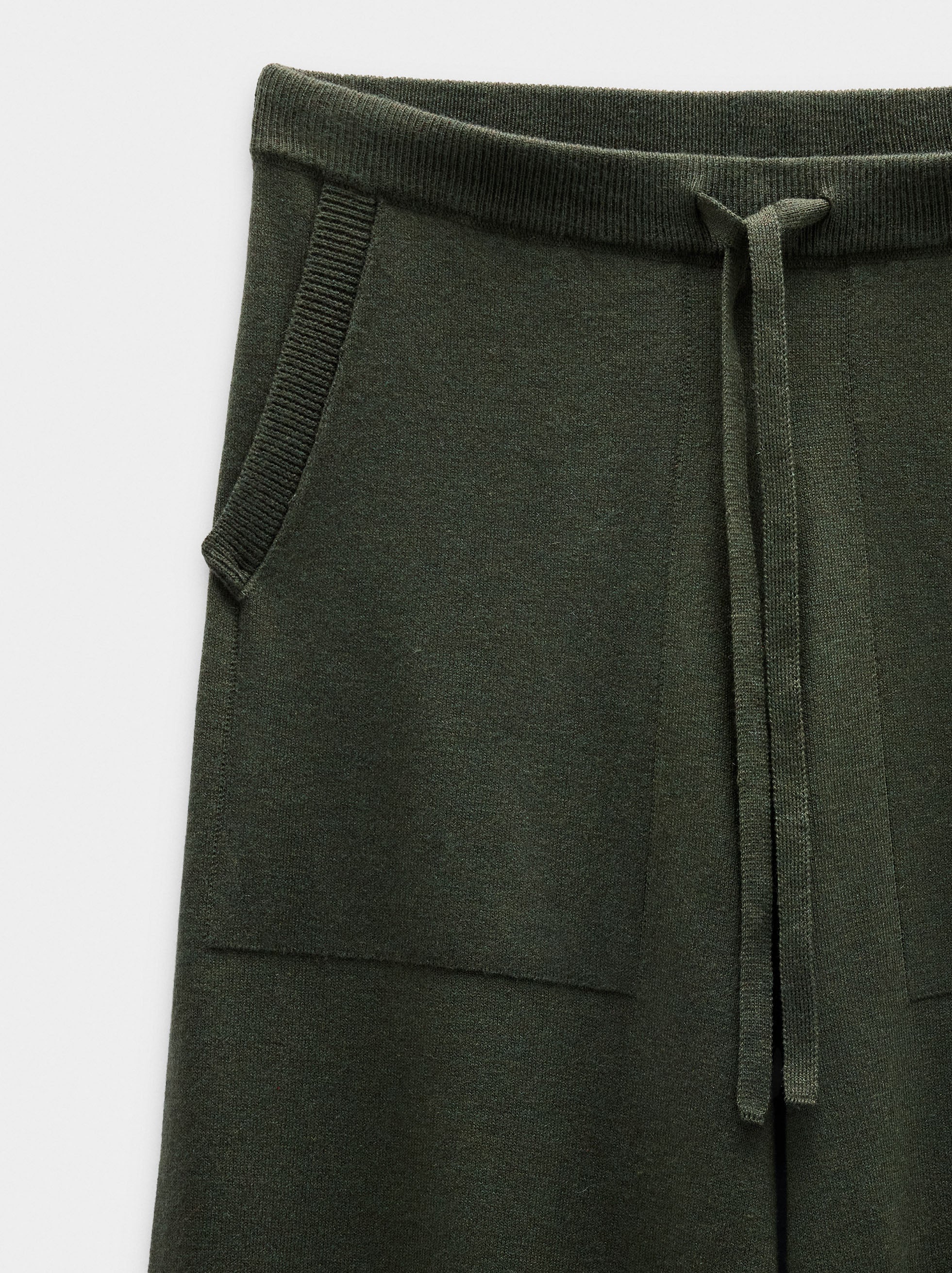 Pantalón De Punto Liso