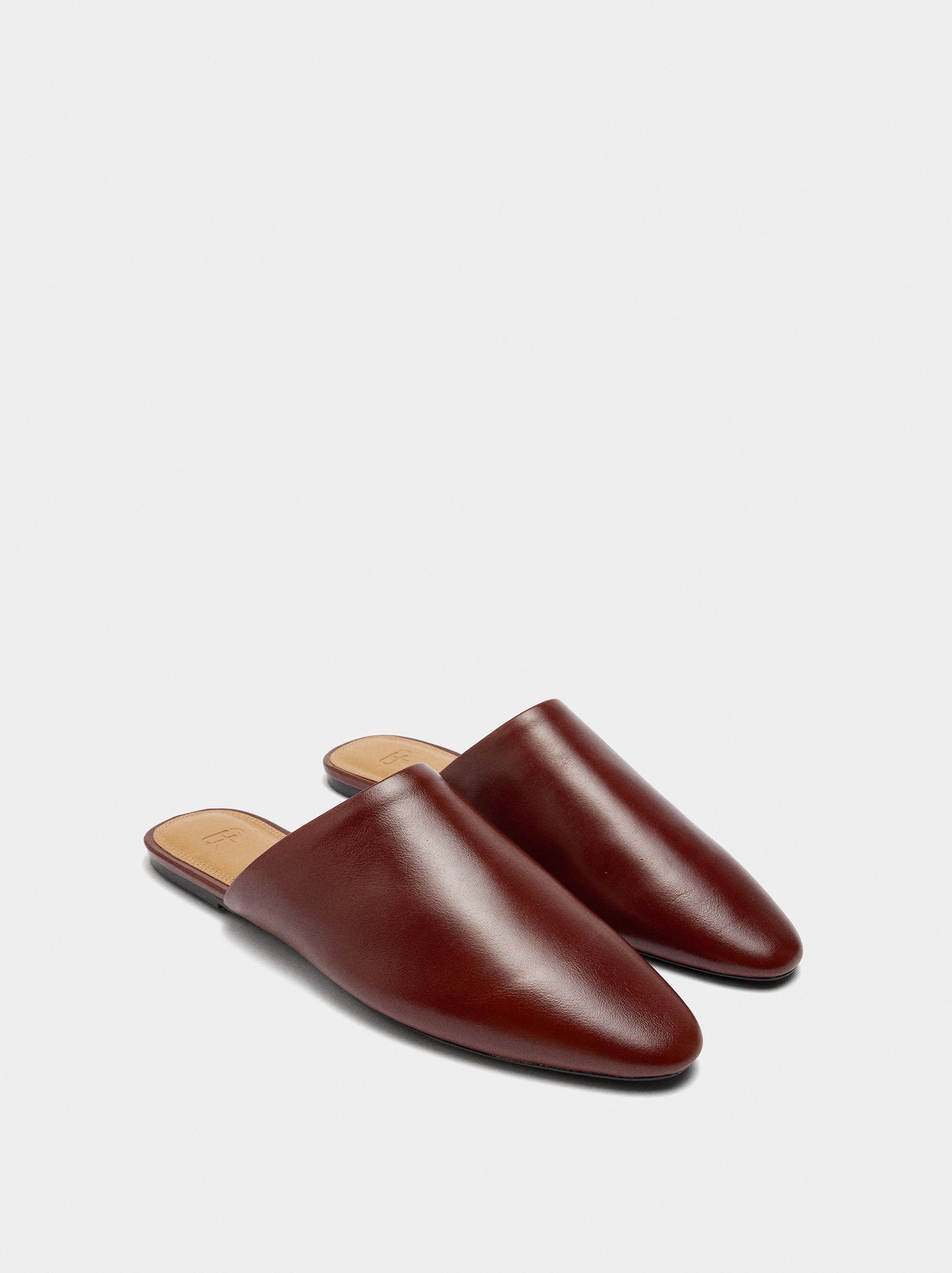 Zapatos De Piel Destalonados
